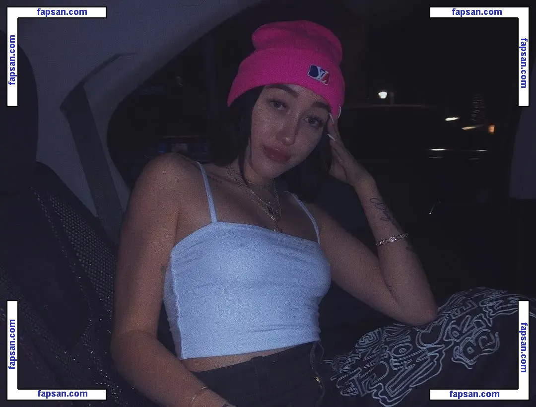 Noah Cyrus nude photo #0107 from OnlyFans