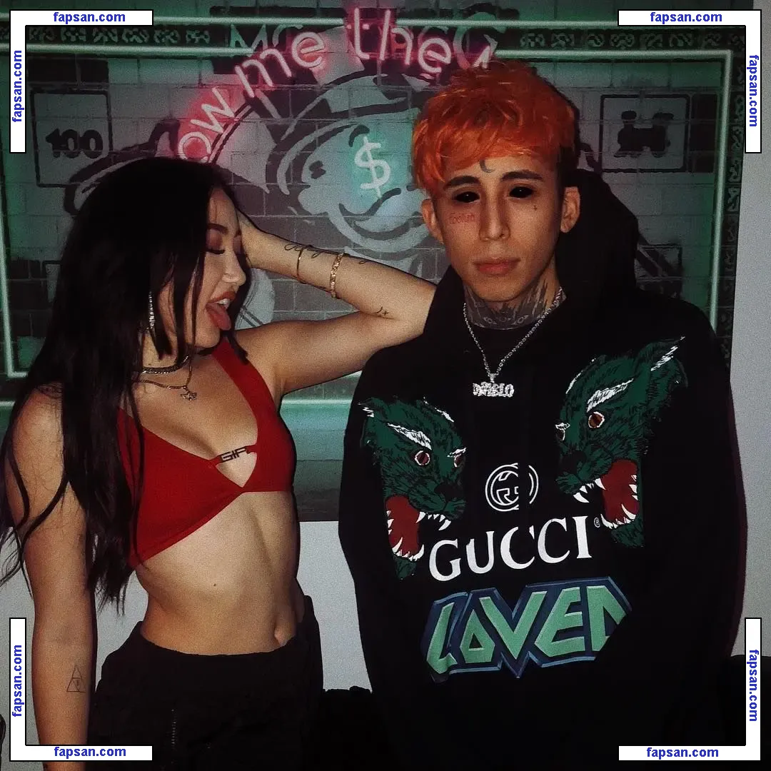 Noah Cyrus nude photo #0118 from OnlyFans