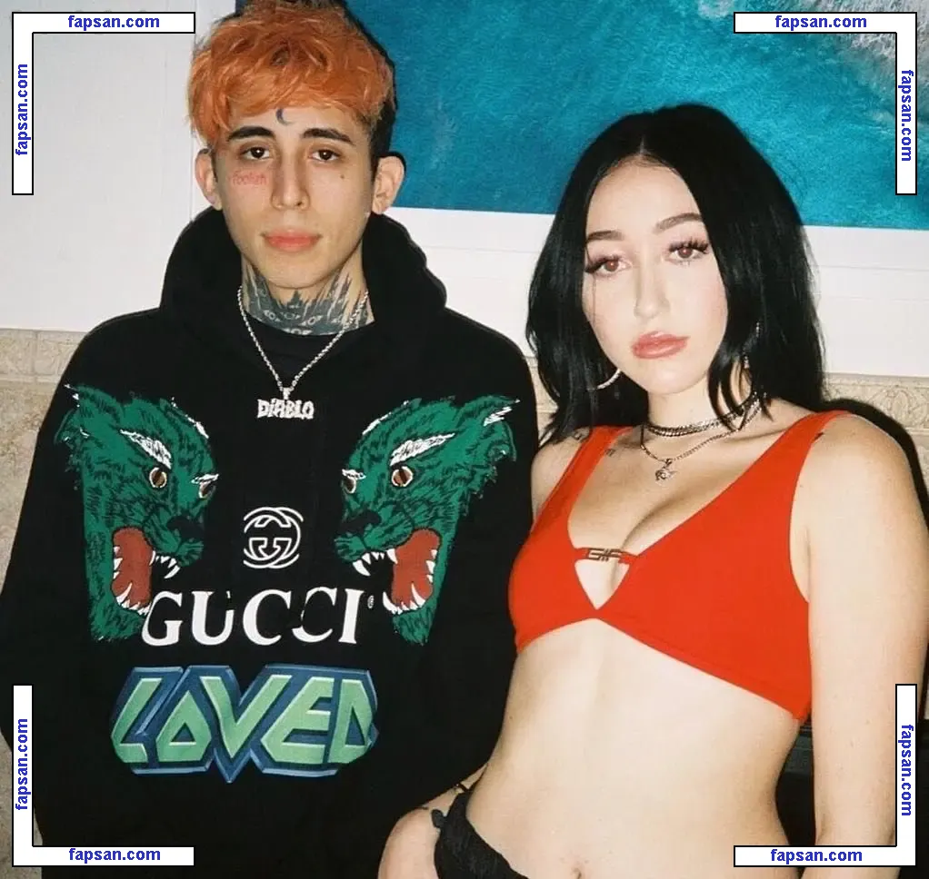 Noah Cyrus nude photo #0120 from OnlyFans