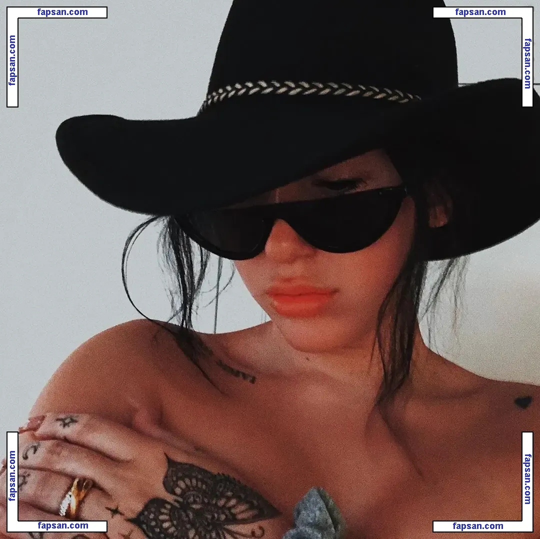 Noah Cyrus nude photo #0170 from OnlyFans
