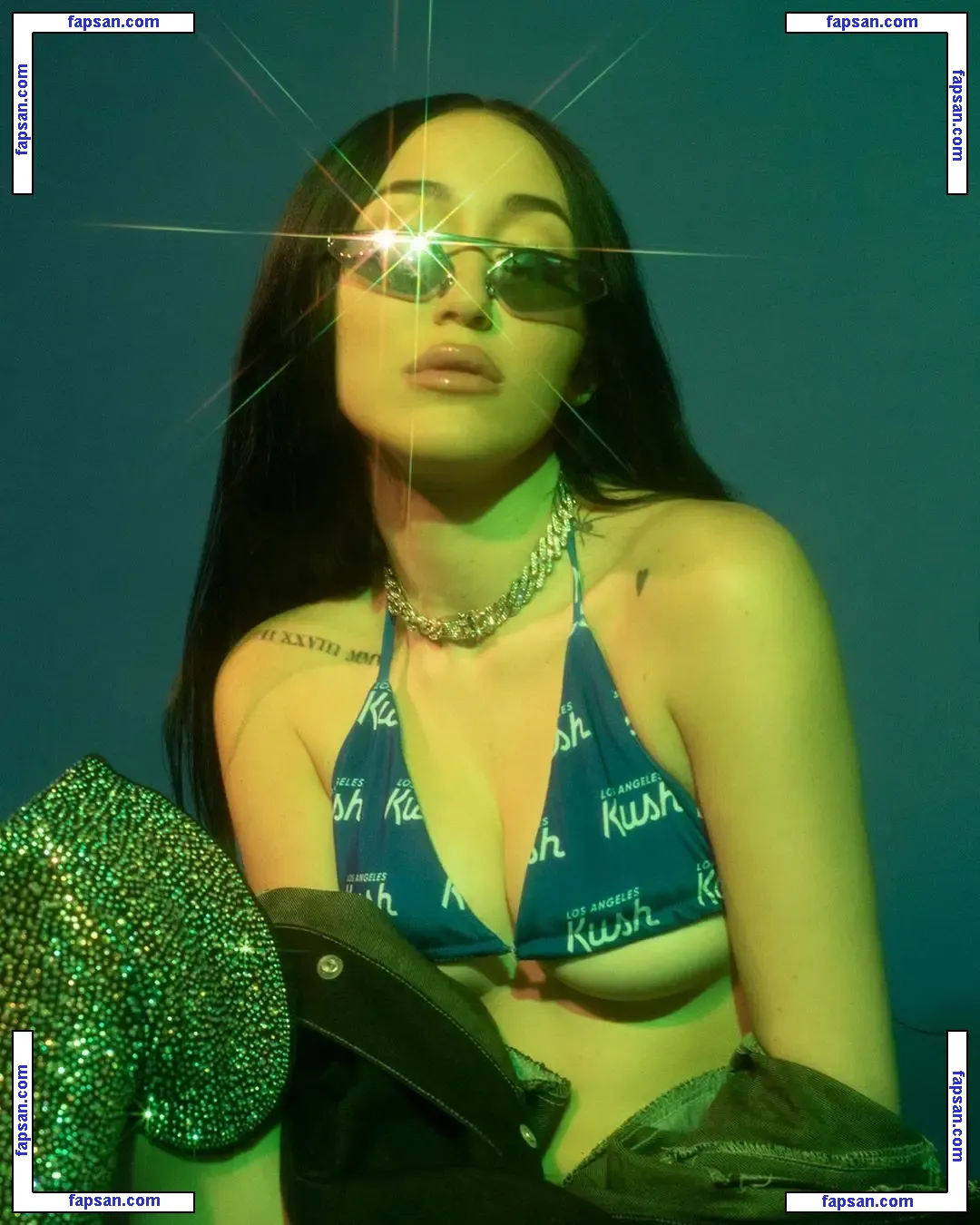 Noah Cyrus nude photo #0208 from OnlyFans