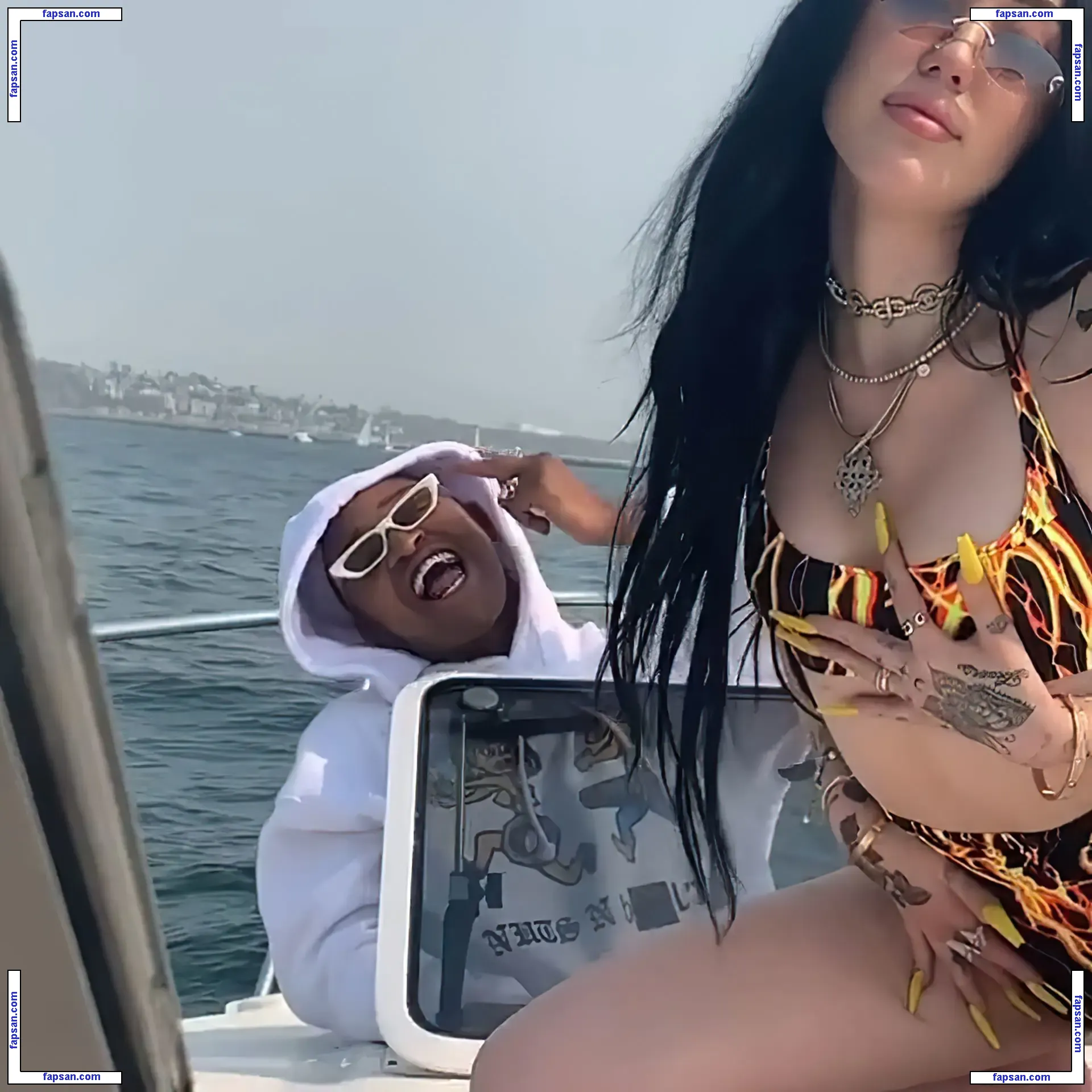 Noah Cyrus nude photo #0216 from OnlyFans