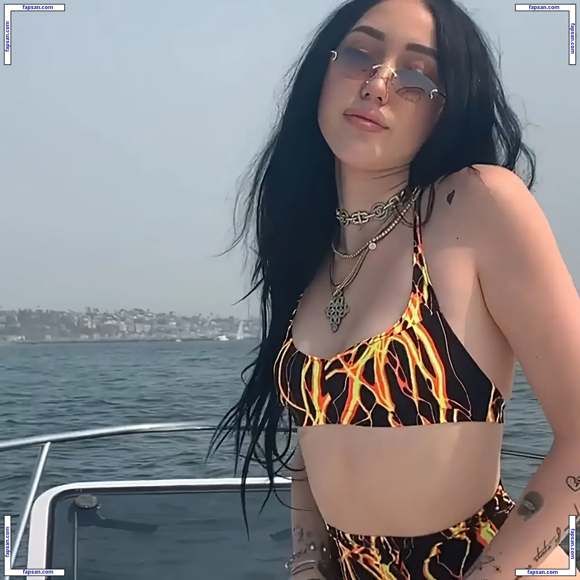 Noah Cyrus nude photo #0221 from OnlyFans