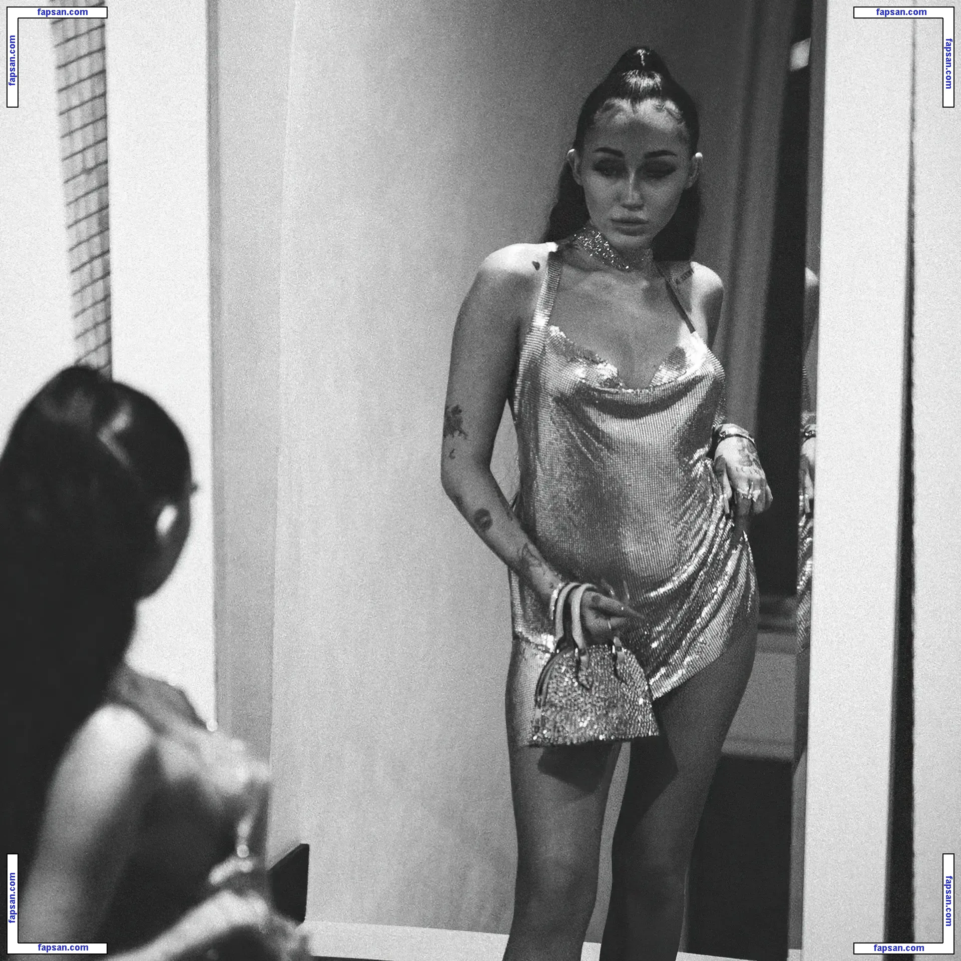Noah Cyrus nude photo #0256 from OnlyFans