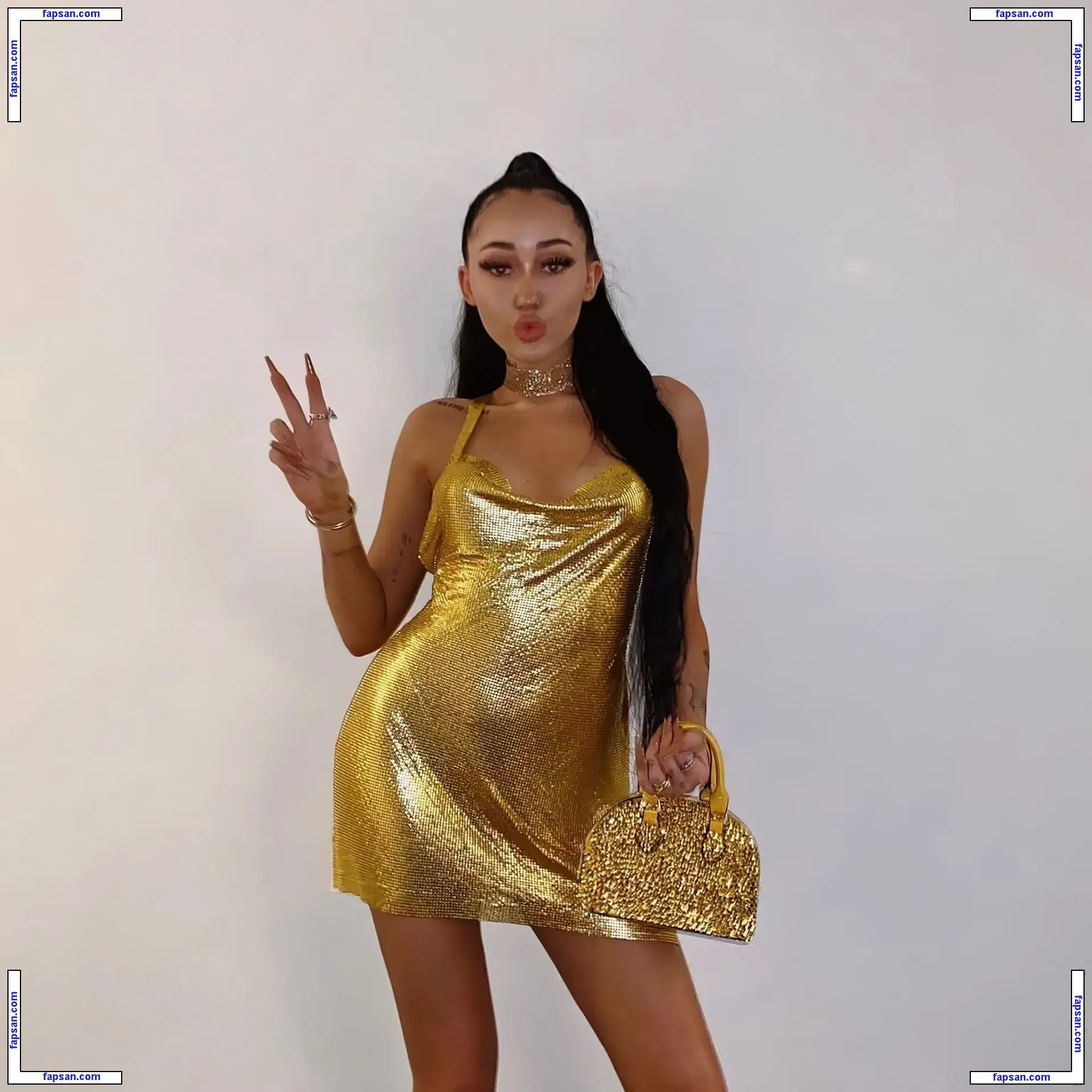 Noah Cyrus nude photo #0278 from OnlyFans