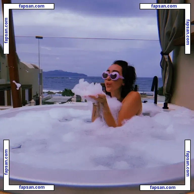 Noah Cyrus nude photo #0451 from OnlyFans