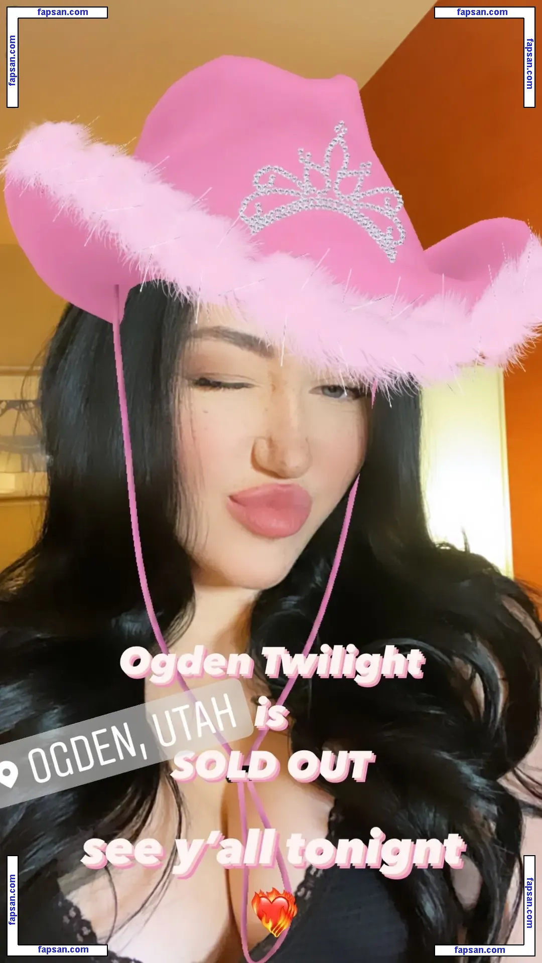 Noah Cyrus nude photo #0467 from OnlyFans
