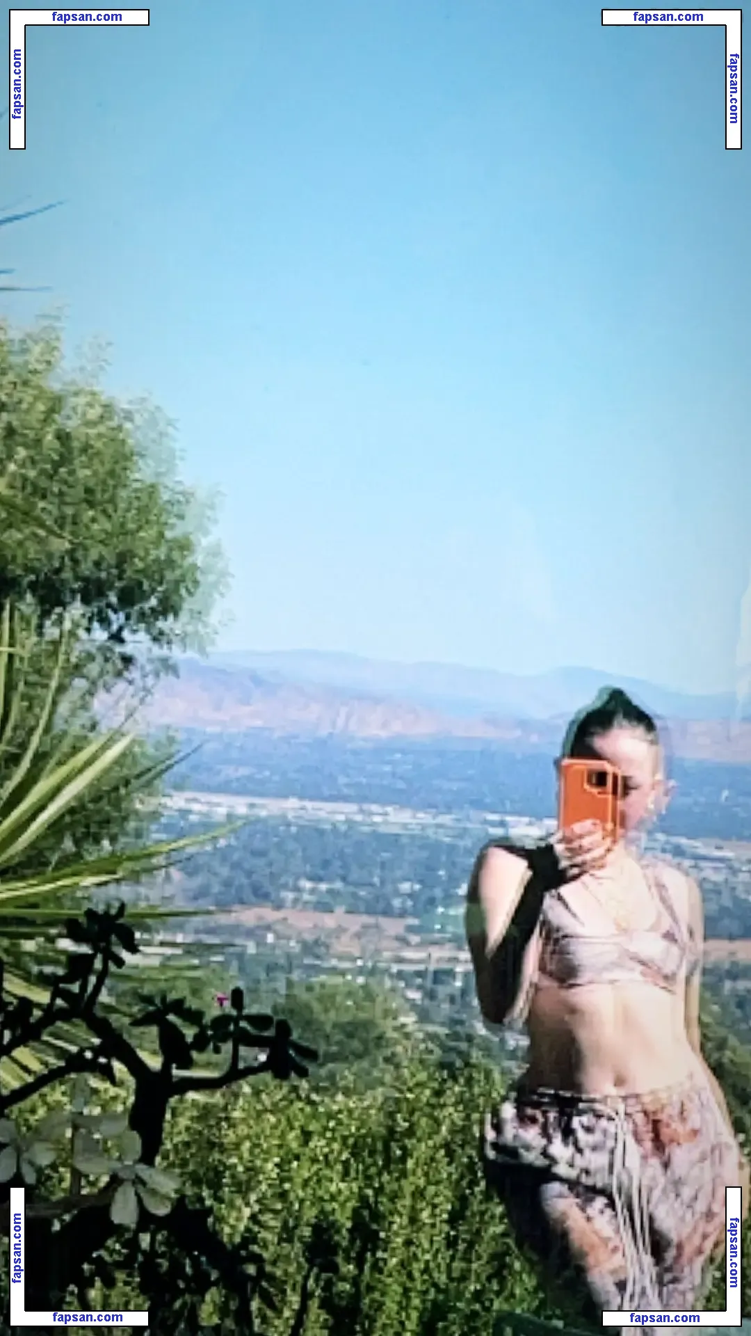 Noah Cyrus nude photo #0468 from OnlyFans