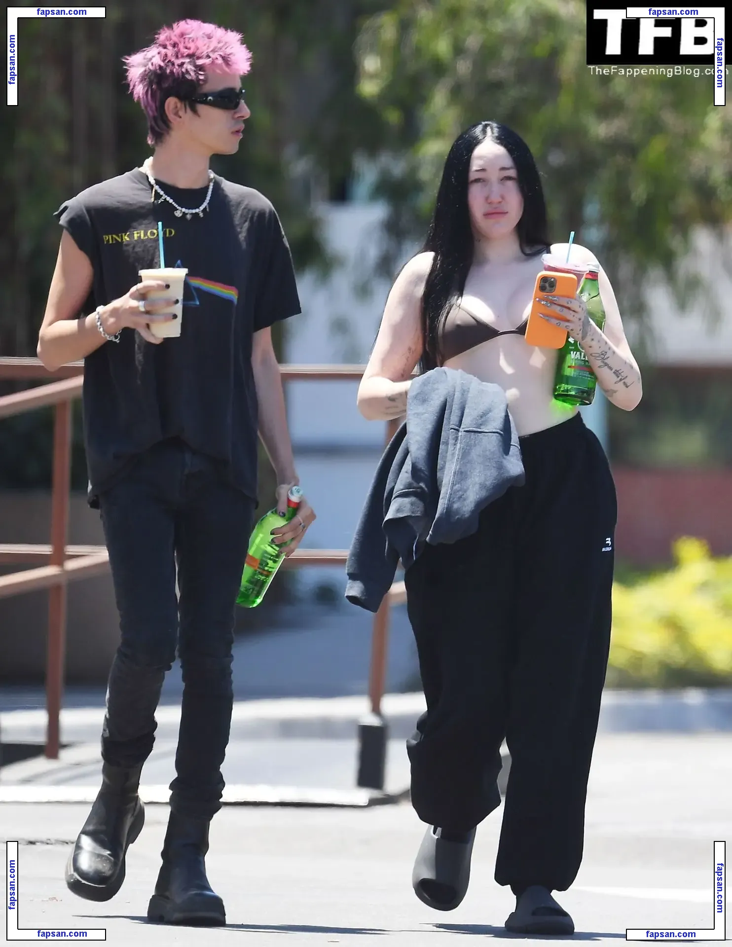 Noah Cyrus nude photo #0483 from OnlyFans