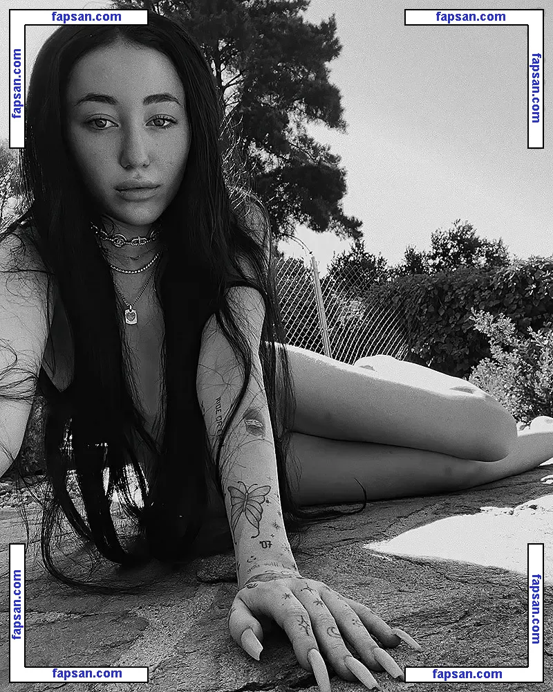 Noah Cyrus nude photo #0488 from OnlyFans