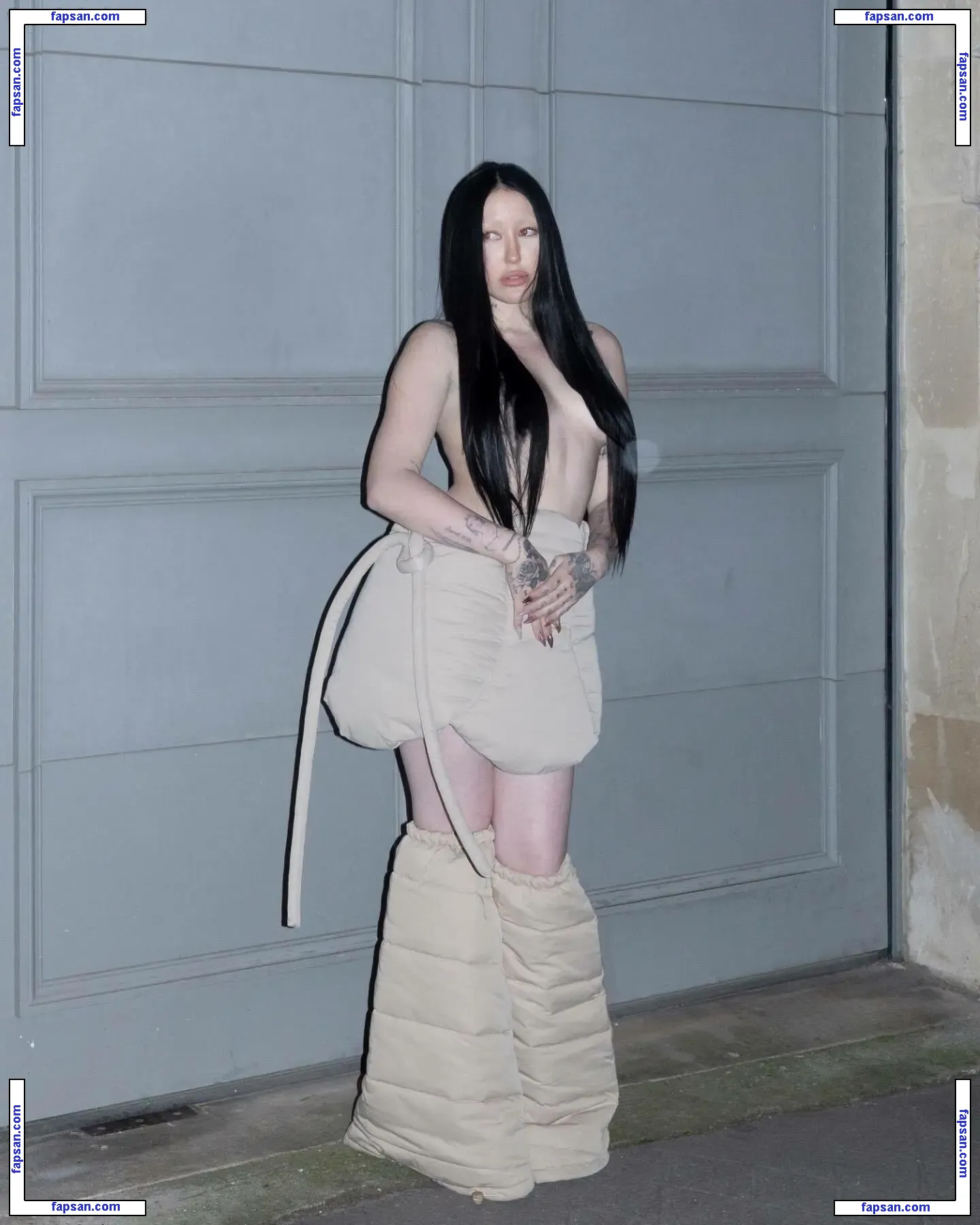 Noah Cyrus nude photo #0591 from OnlyFans