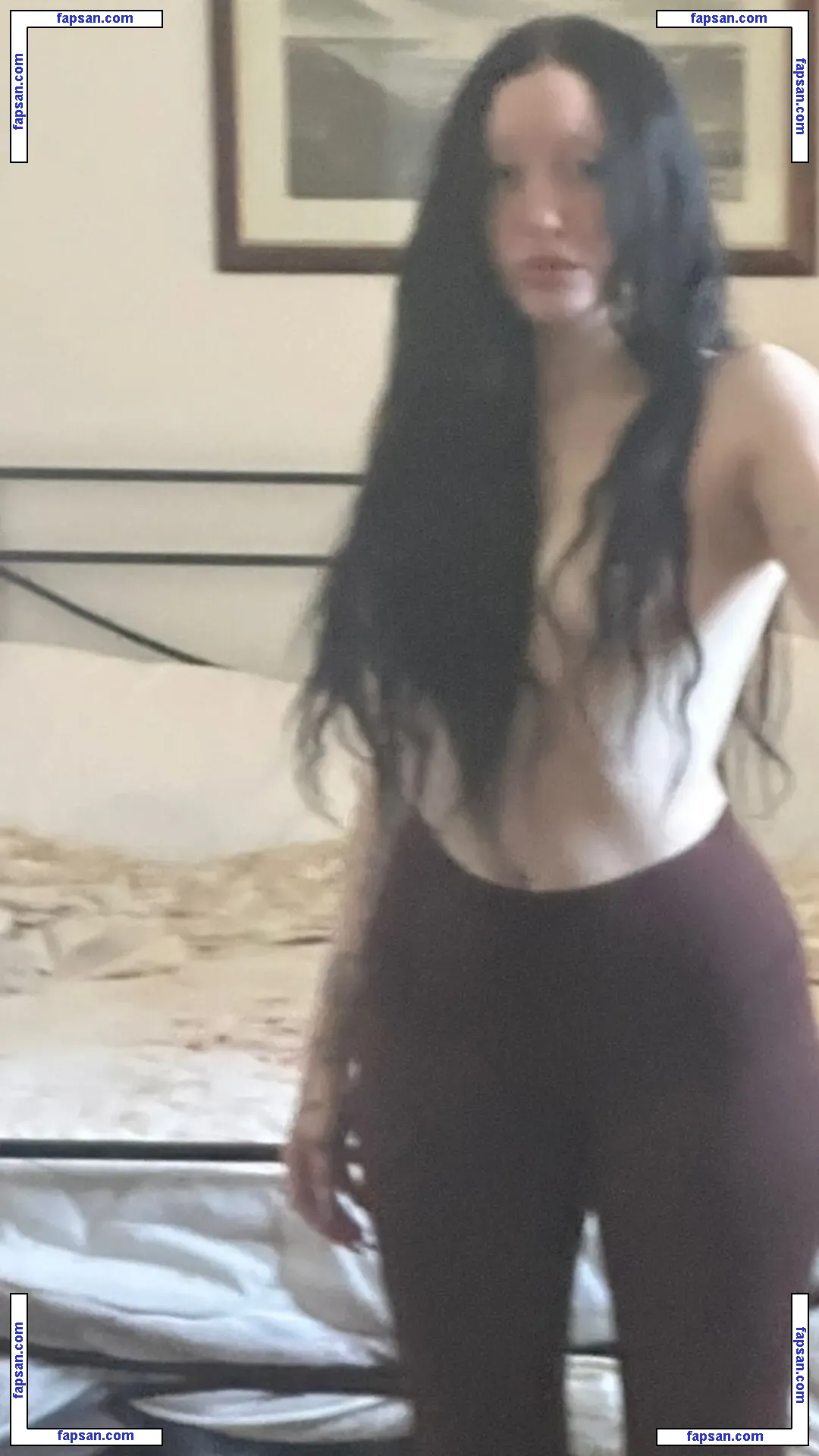 Noah Cyrus nude photo #0678 from OnlyFans