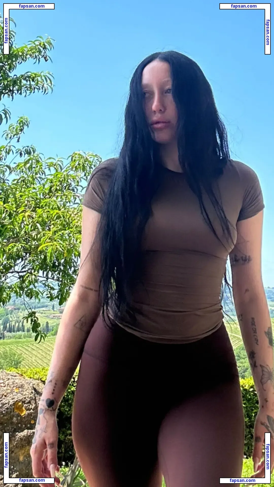 Noah Cyrus nude photo #0680 from OnlyFans