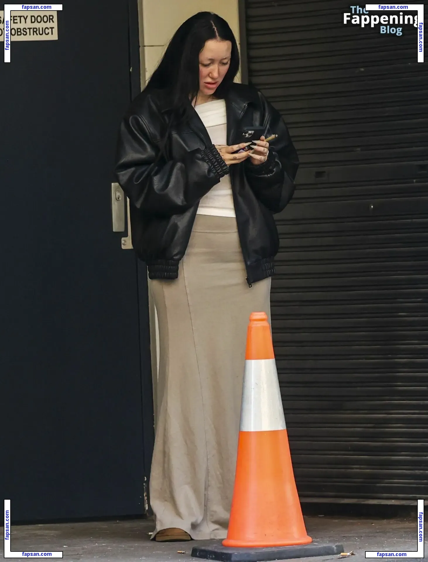Noah Cyrus nude photo #0703 from OnlyFans