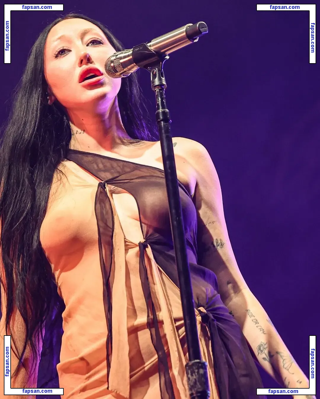 Noah Cyrus nude photo #0755 from OnlyFans