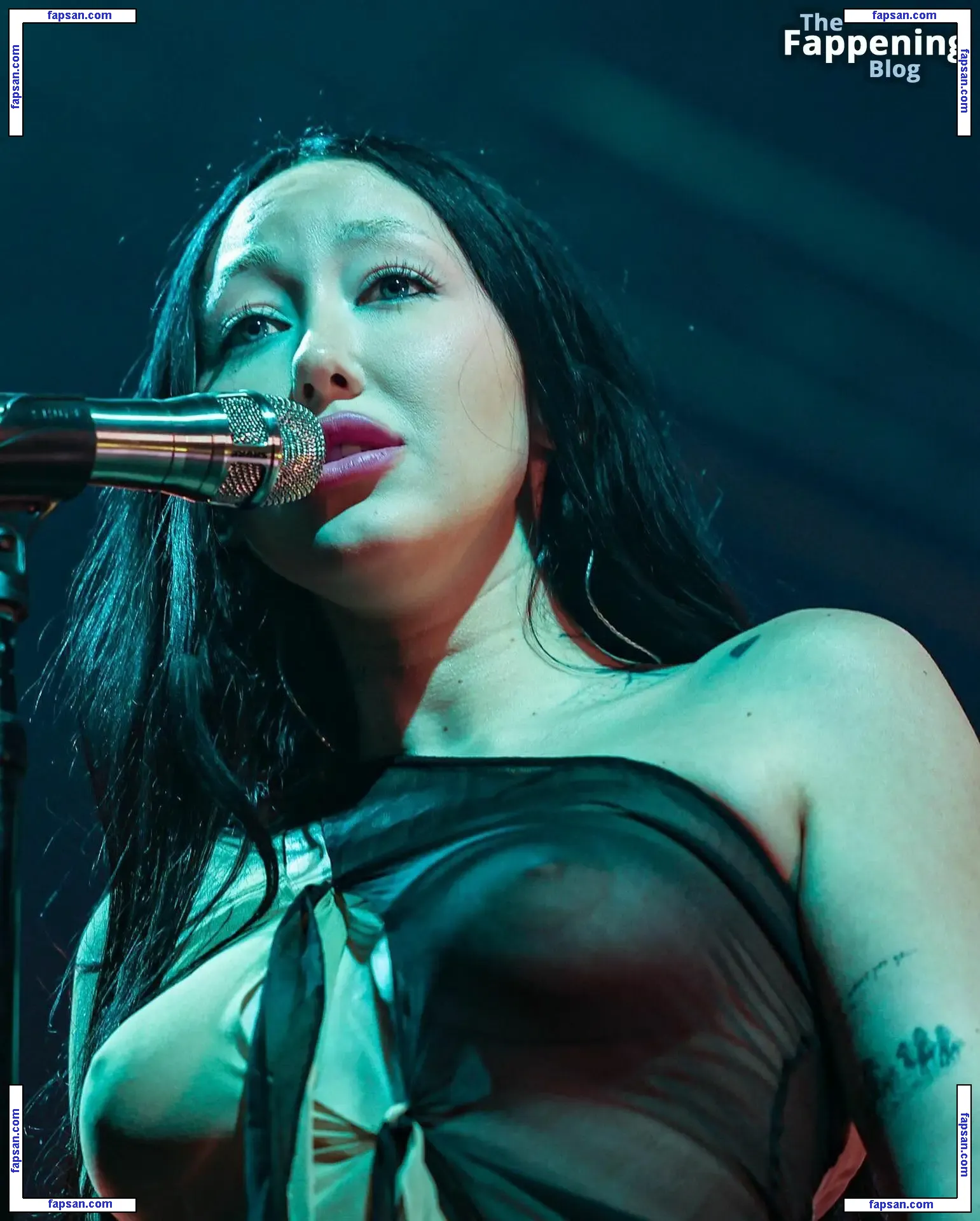 Noah Cyrus nude photo #0773 from OnlyFans