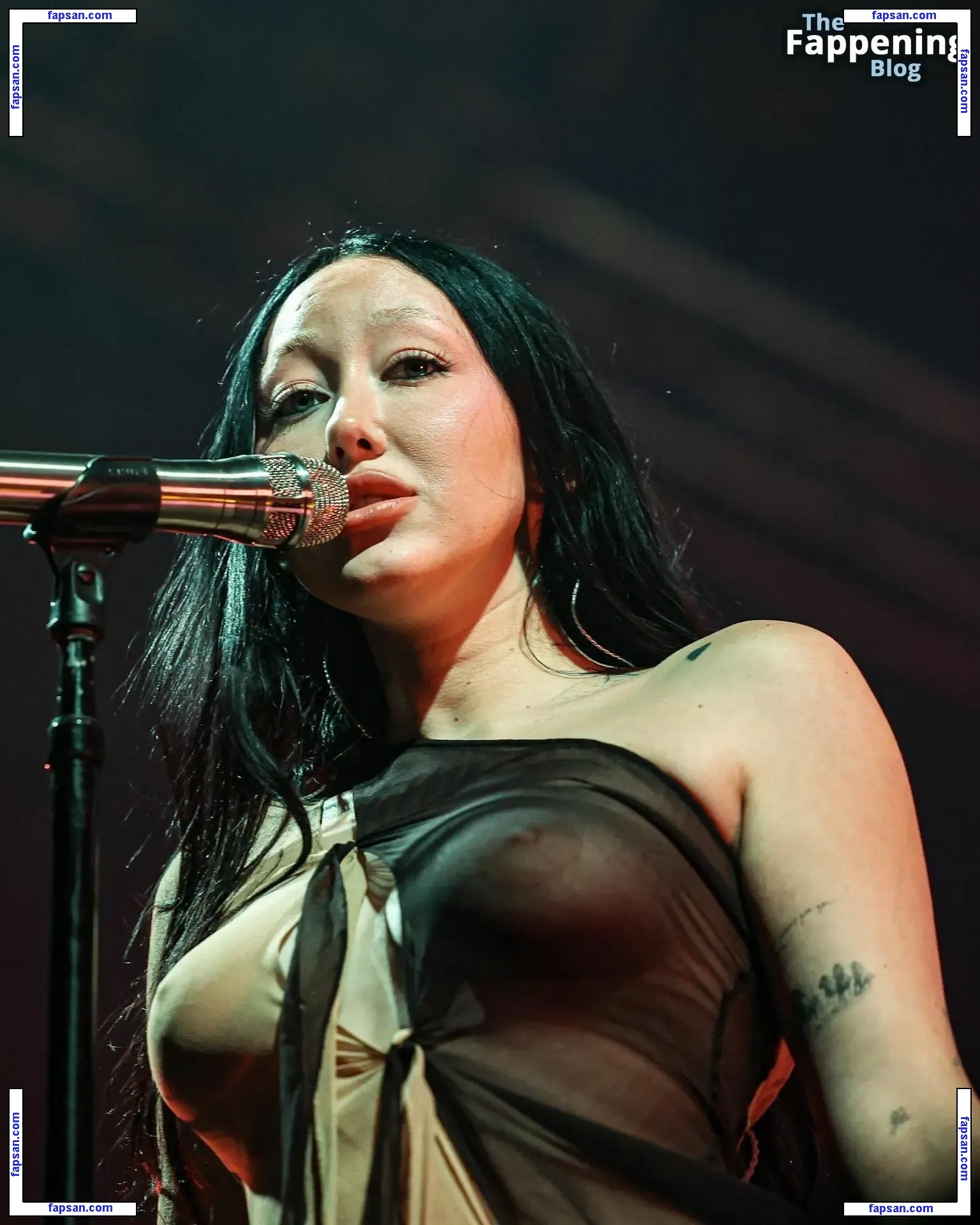 Noah Cyrus nude photo #0774 from OnlyFans