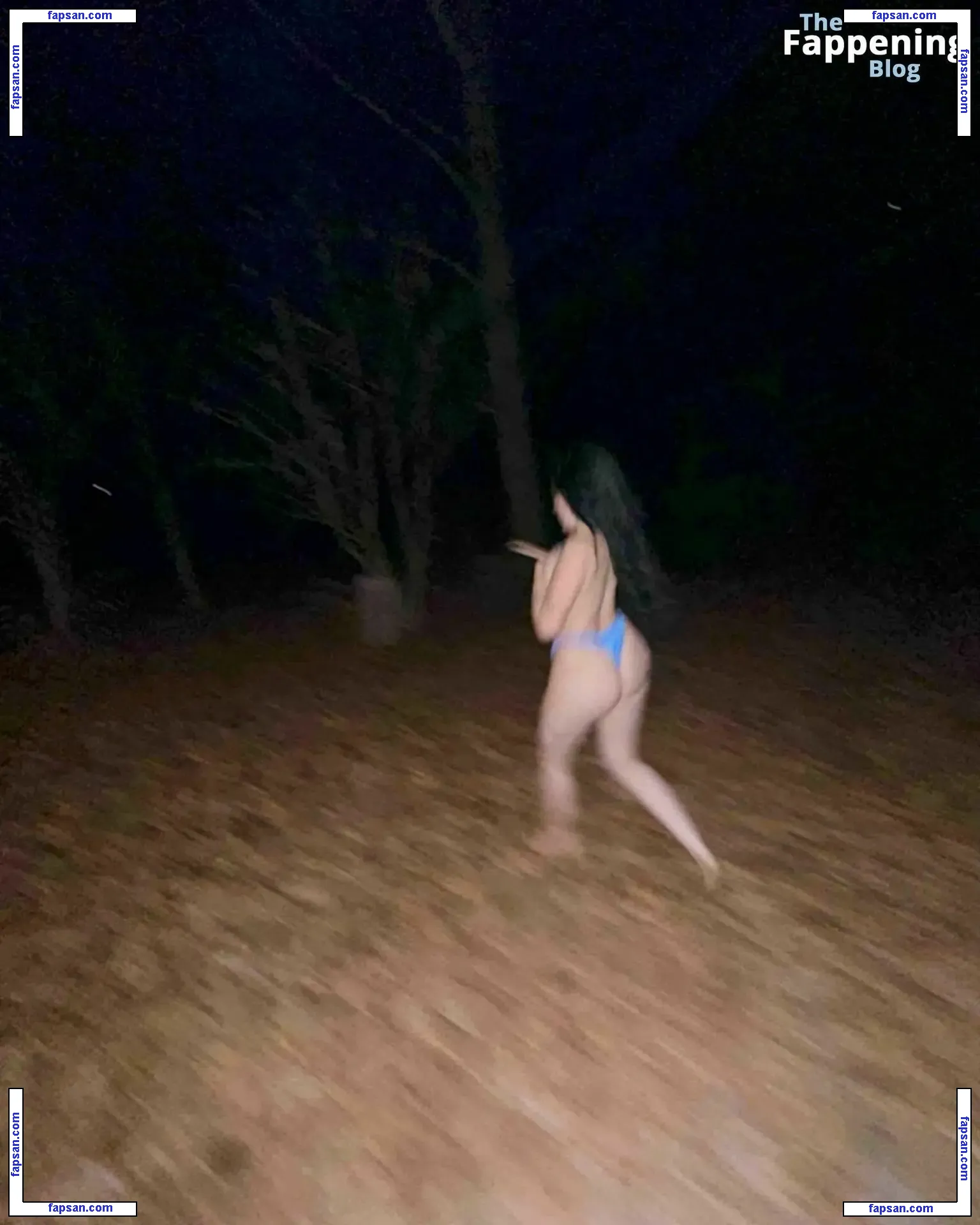 Noah Cyrus nude photo #0832 from OnlyFans
