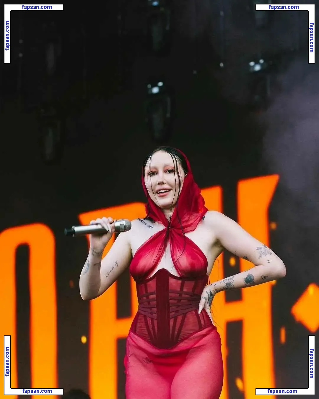Noah Cyrus nude photo #0879 from OnlyFans