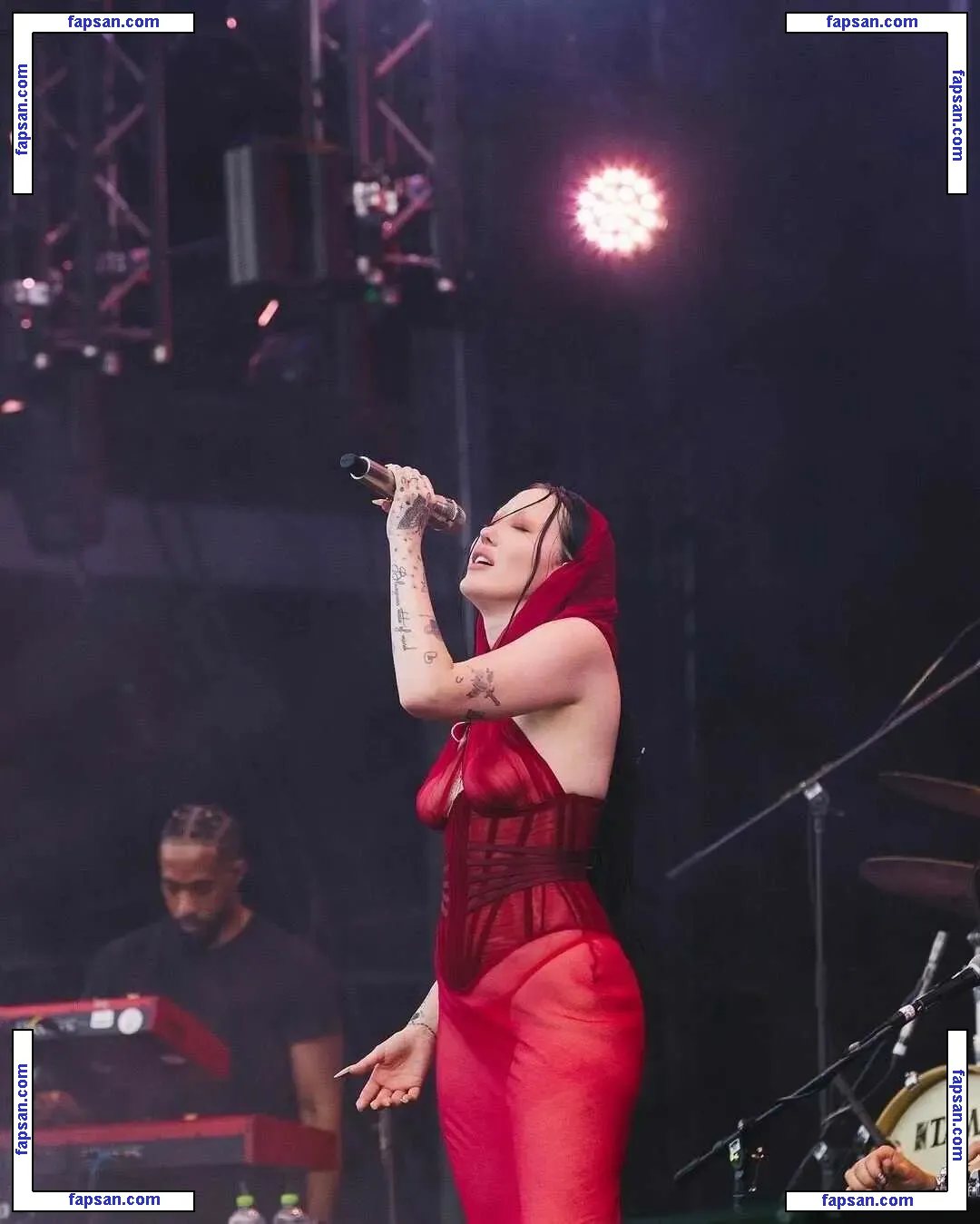 Noah Cyrus голая фото #0892 с Онлифанс