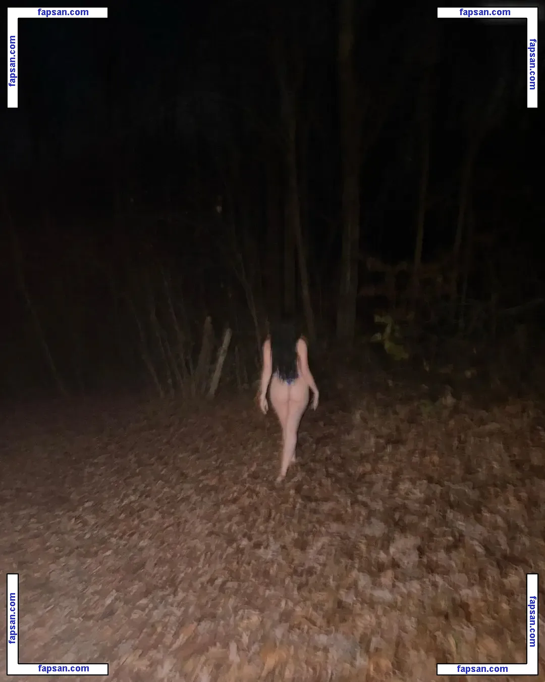 Noah Cyrus nude photo #0914 from OnlyFans