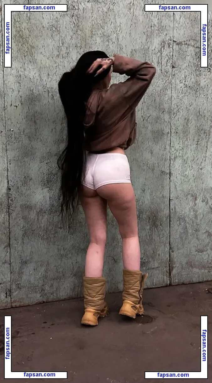 Noah Cyrus nude photo #0933 from OnlyFans