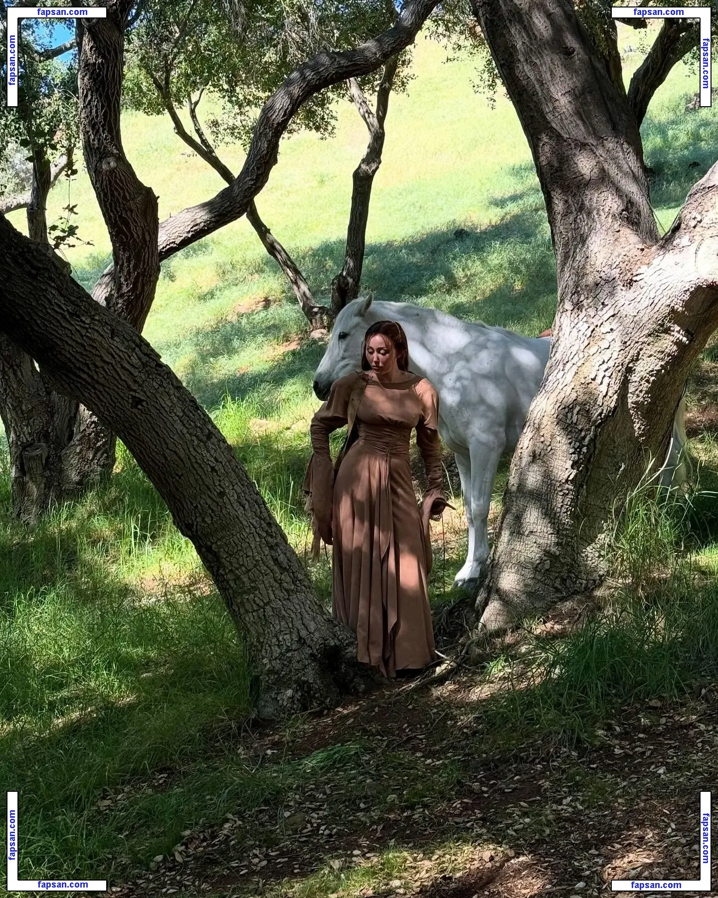 Noah Cyrus nude photo #0978 from OnlyFans
