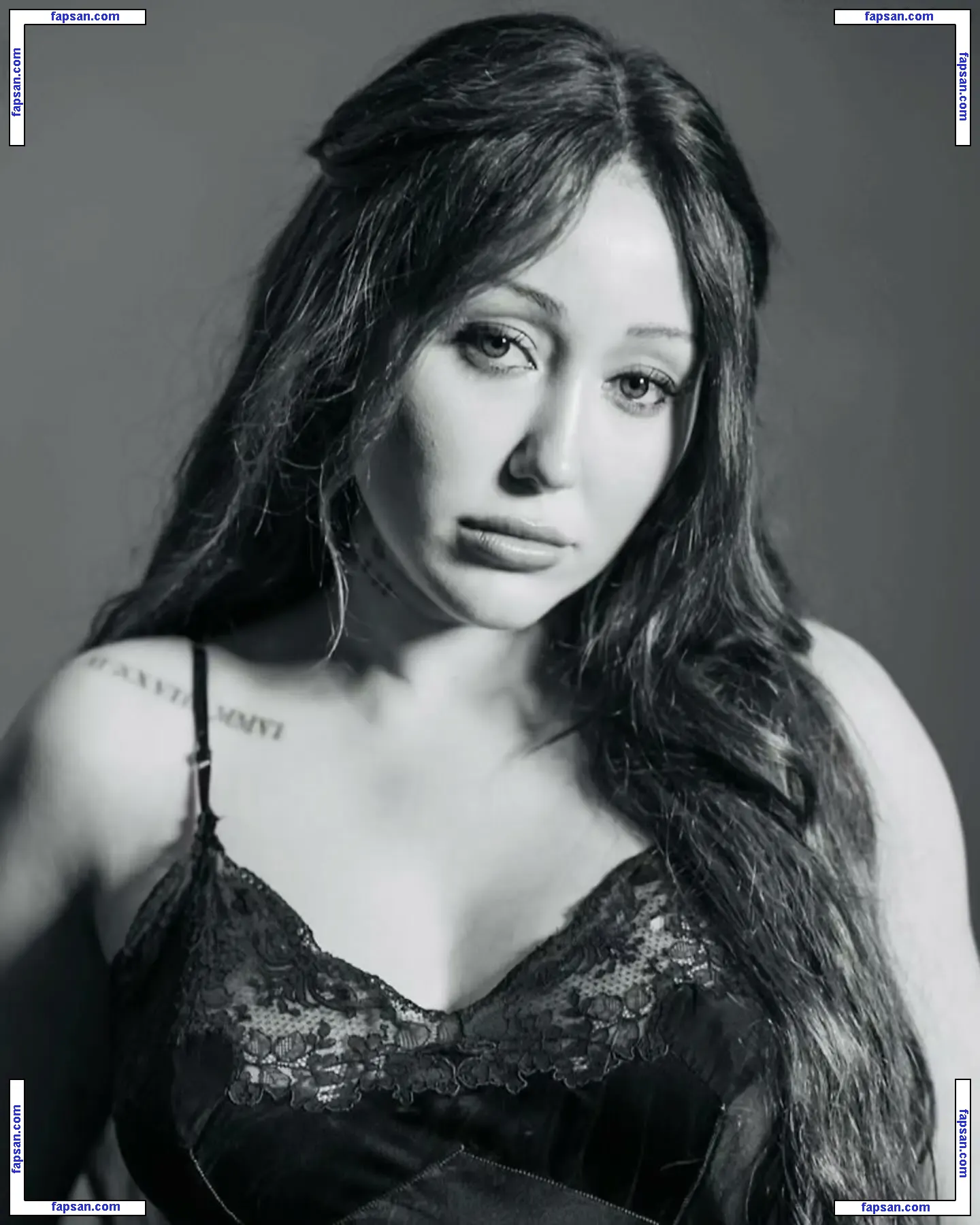Noah Cyrus nude photo #0998 from OnlyFans