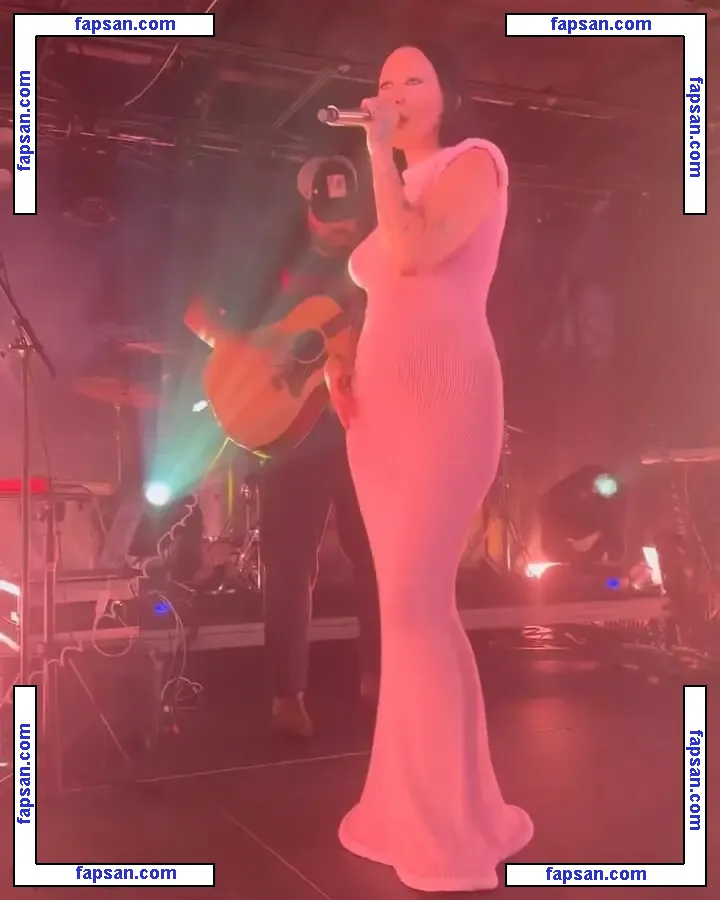 Noah Cyrus nude photo #1016 from OnlyFans