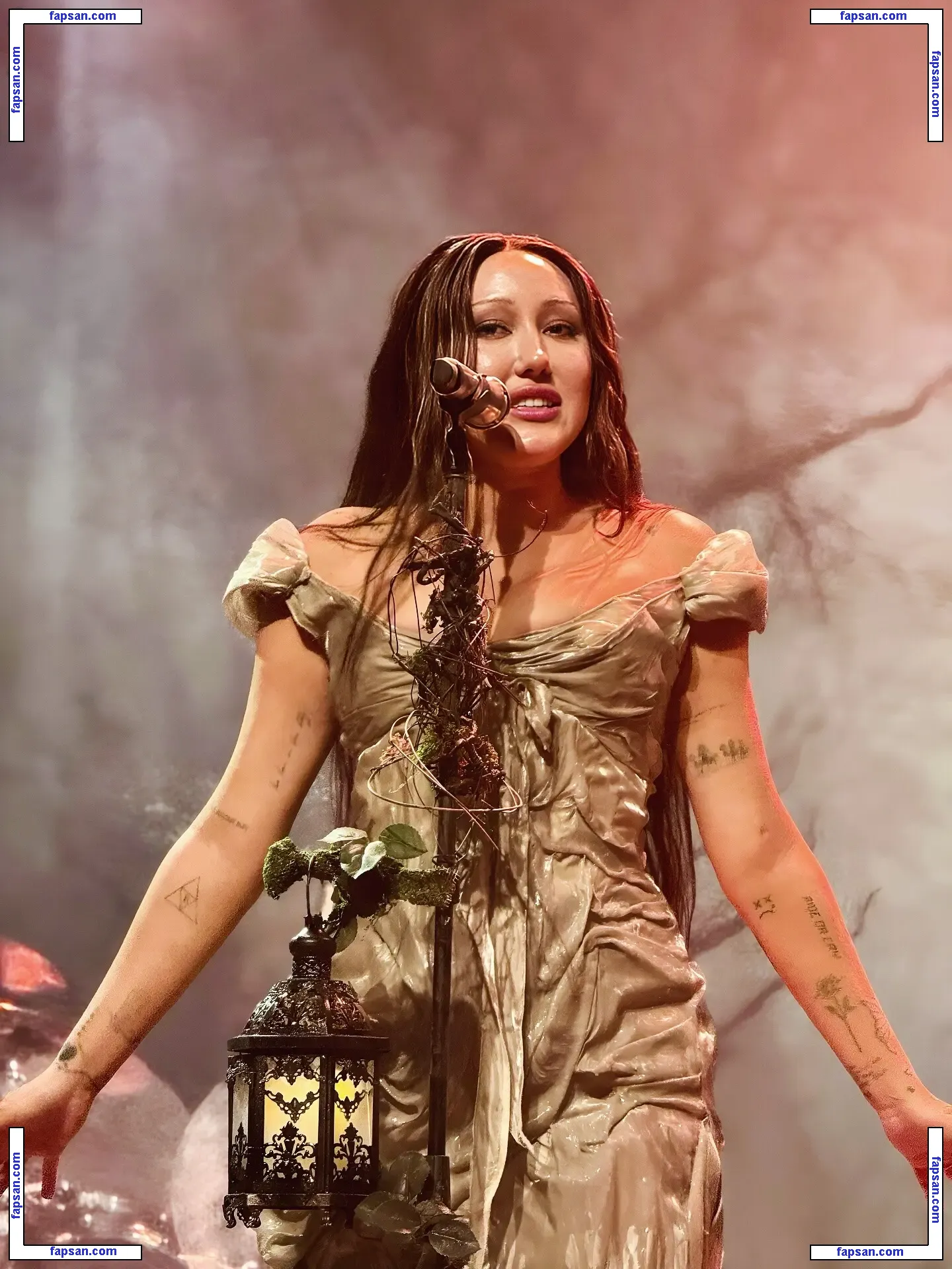 Noah Cyrus nude photo #1029 from OnlyFans