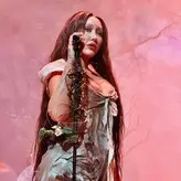 Noah Cyrus nude #1040