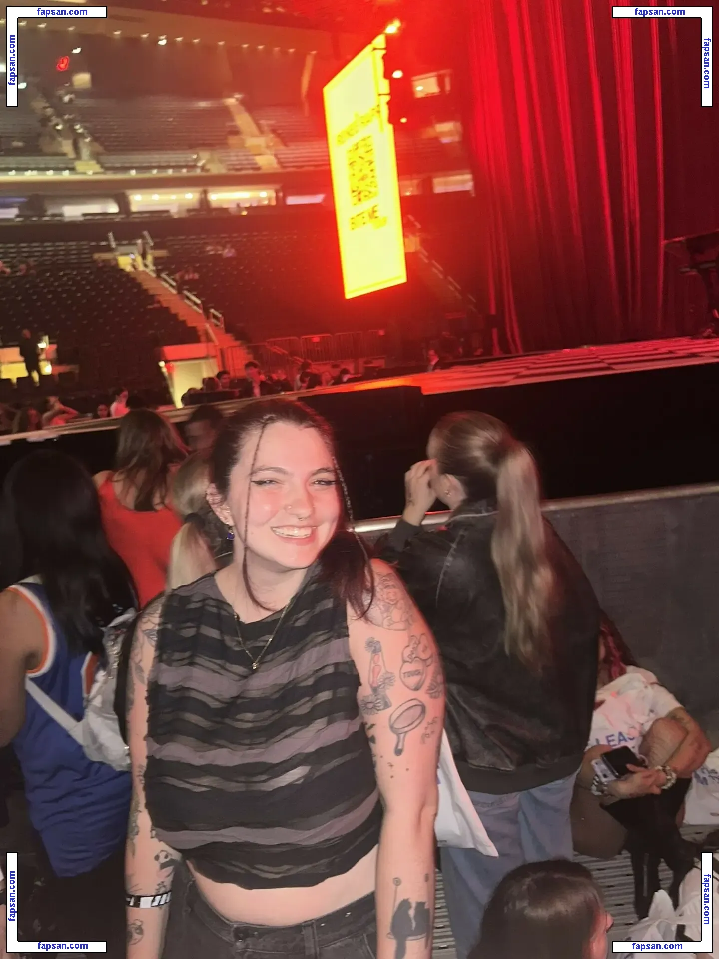 Noah Ivy nude photo #0019 from OnlyFans