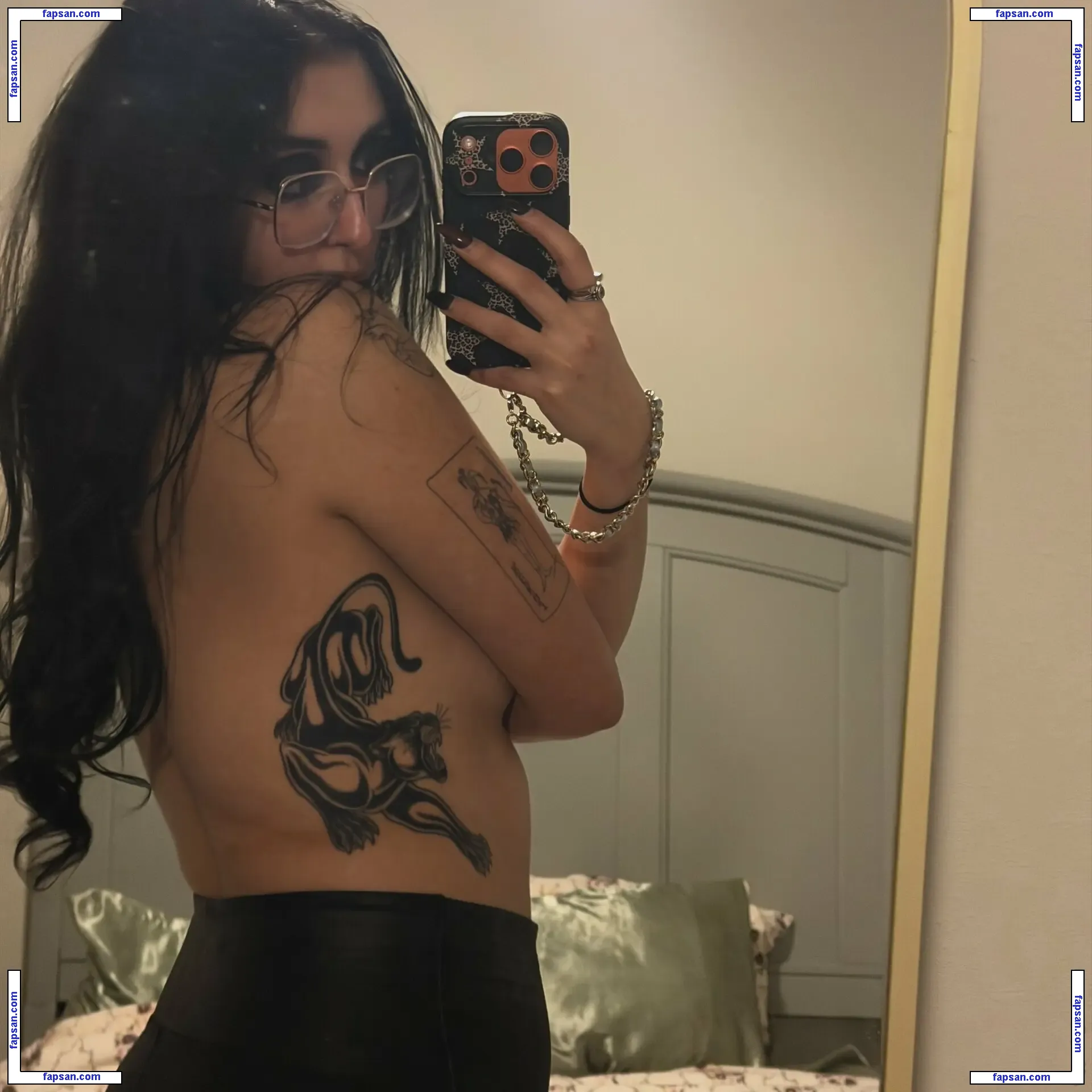 noeltheowl голая фото #0018 с Онлифанс