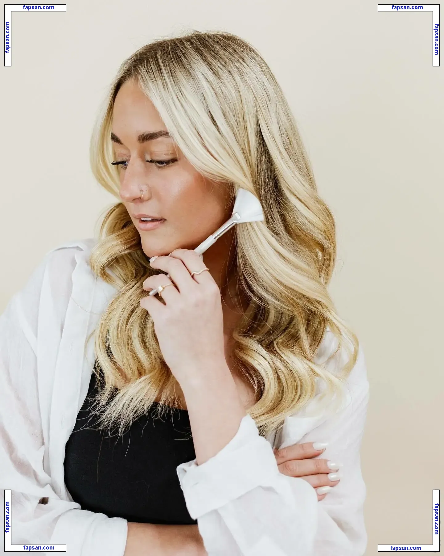 Nolah Grundy nude photo #0005 from OnlyFans