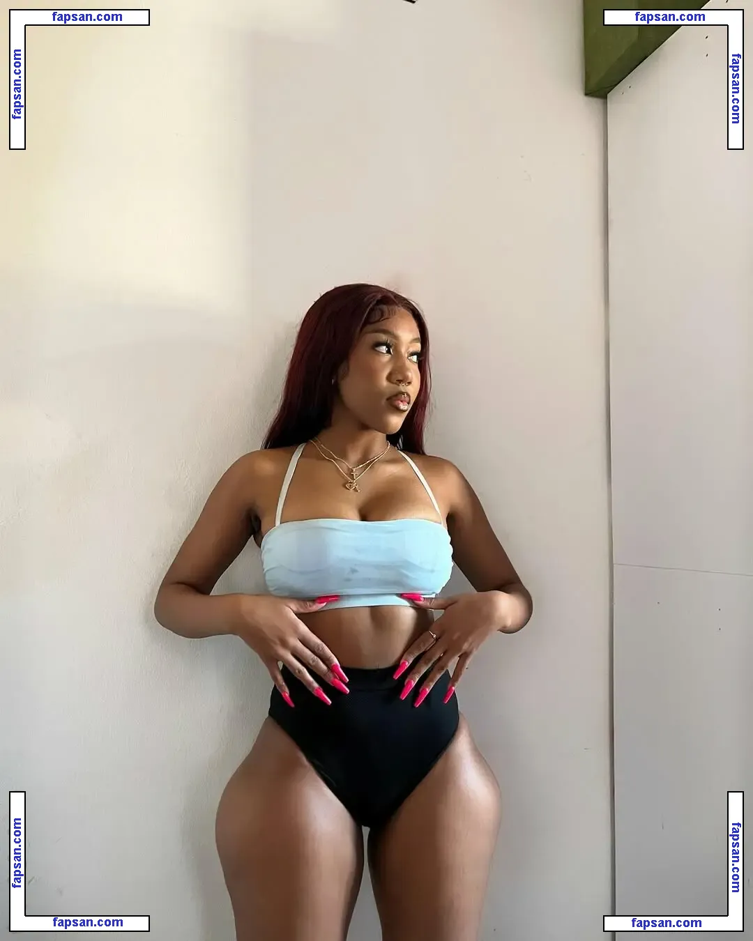 Nonozile Jacobs nude photo #0001 from OnlyFans