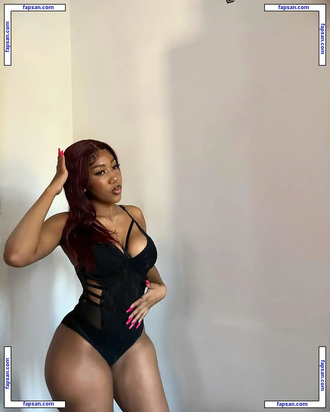 Nonozile Jacobs nude photo #0003 from OnlyFans