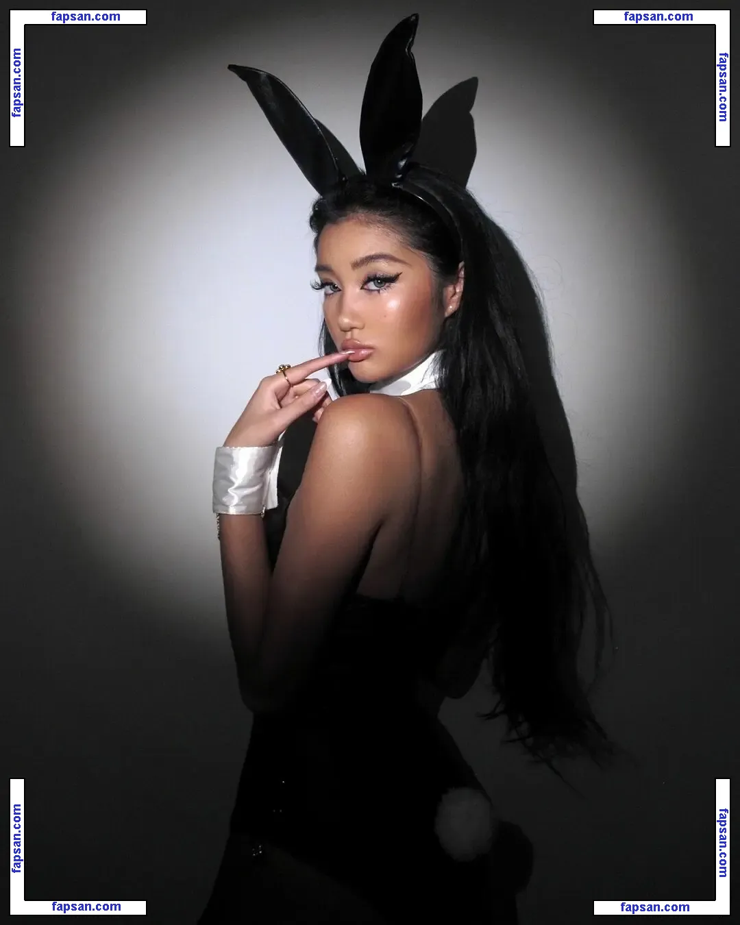 nopearii nude photo #0072 from OnlyFans