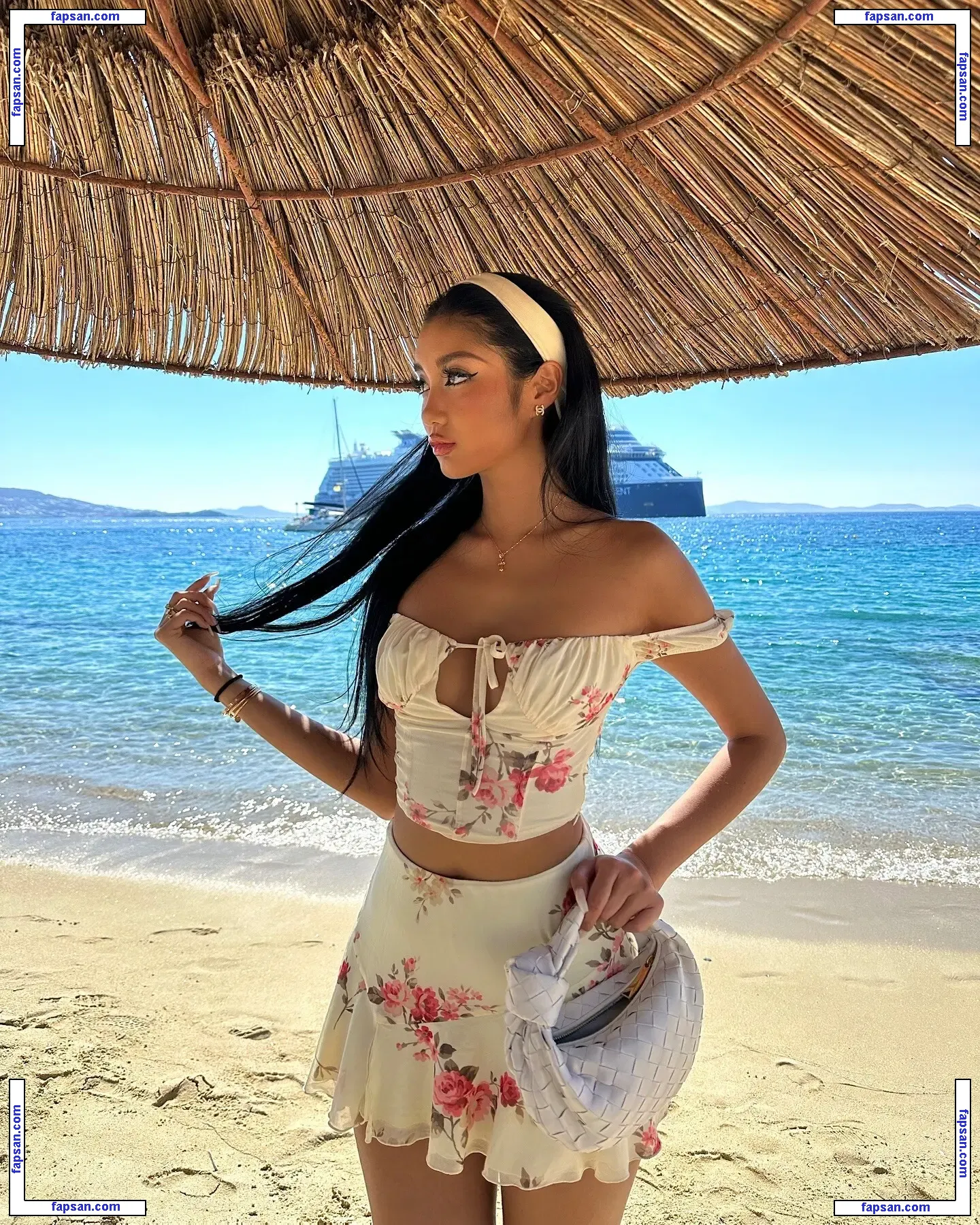 nopearii nude photo #0086 from OnlyFans