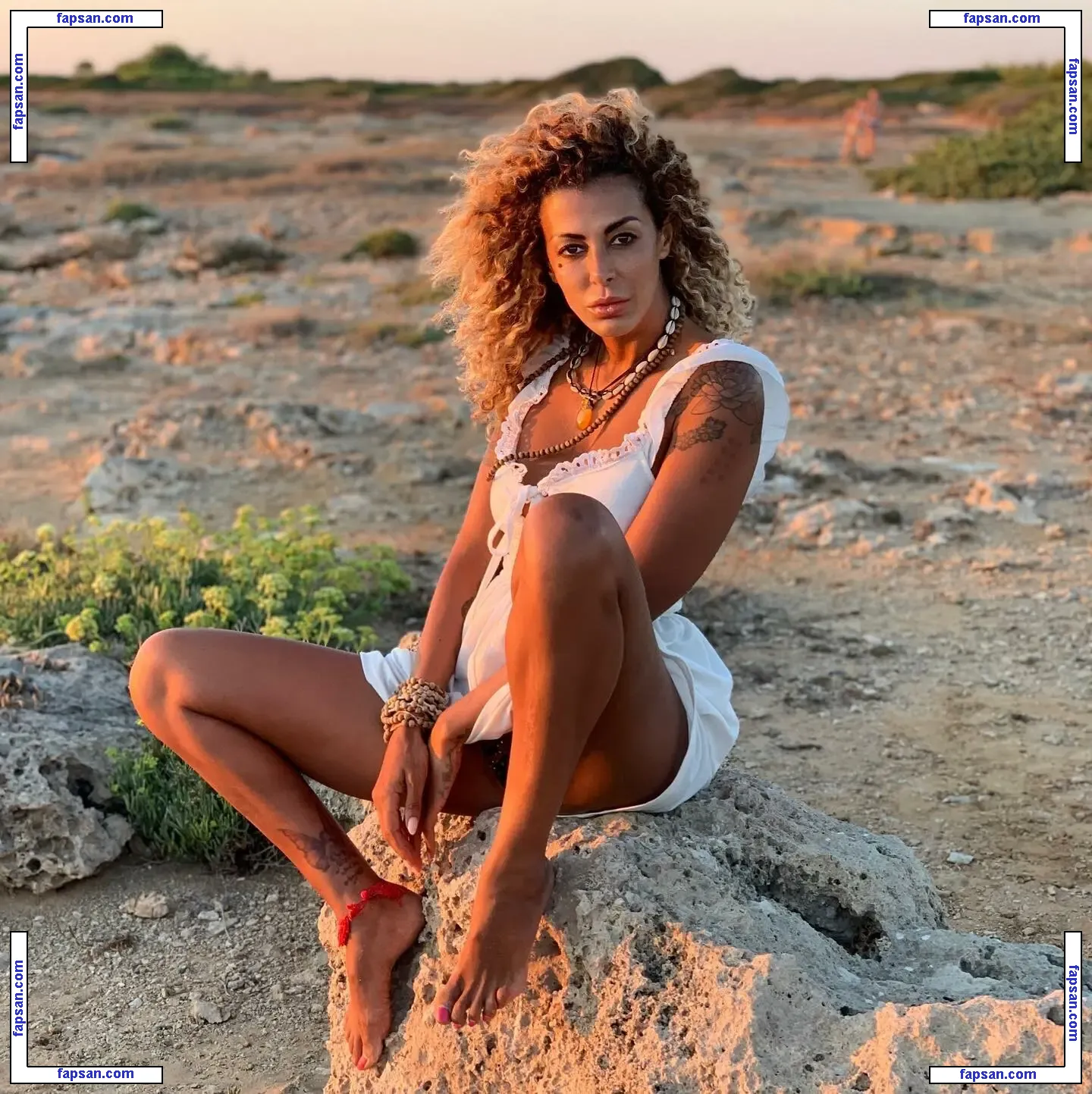 Nora Amile nude photo #0005 from OnlyFans