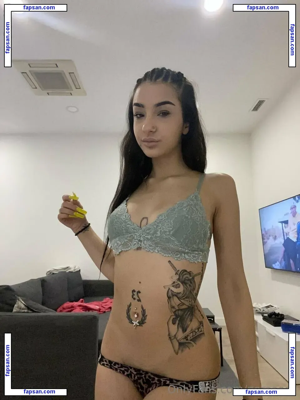 noraaagr nude photo #0019 from OnlyFans