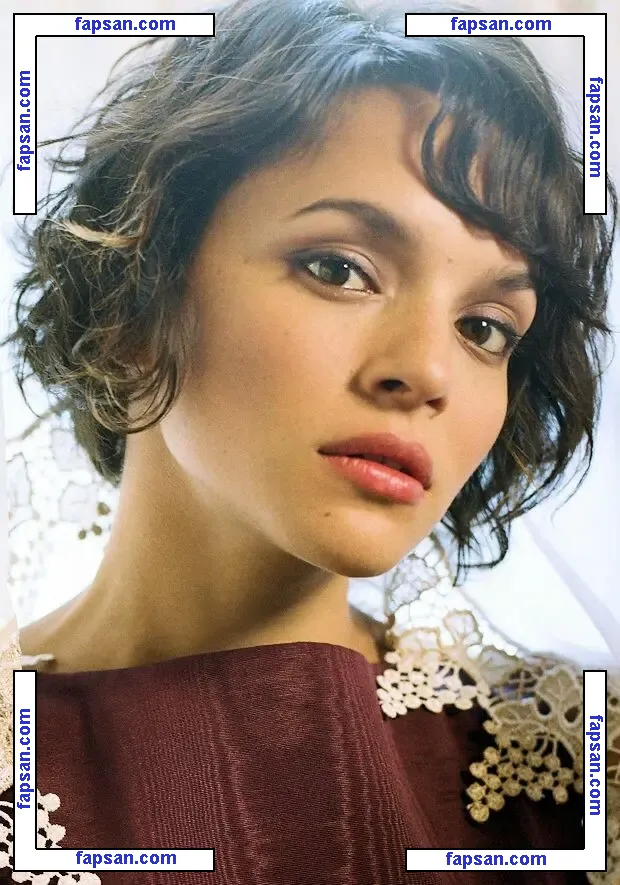 Norah Jones голая фото #0008 с Онлифанс