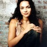 Norah Jones голая #0011