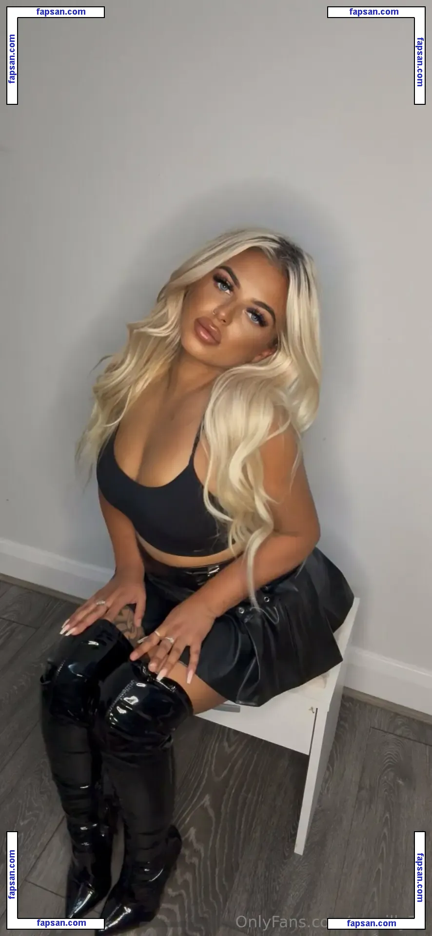 noreilly75 голая фото #0021 с Онлифанс