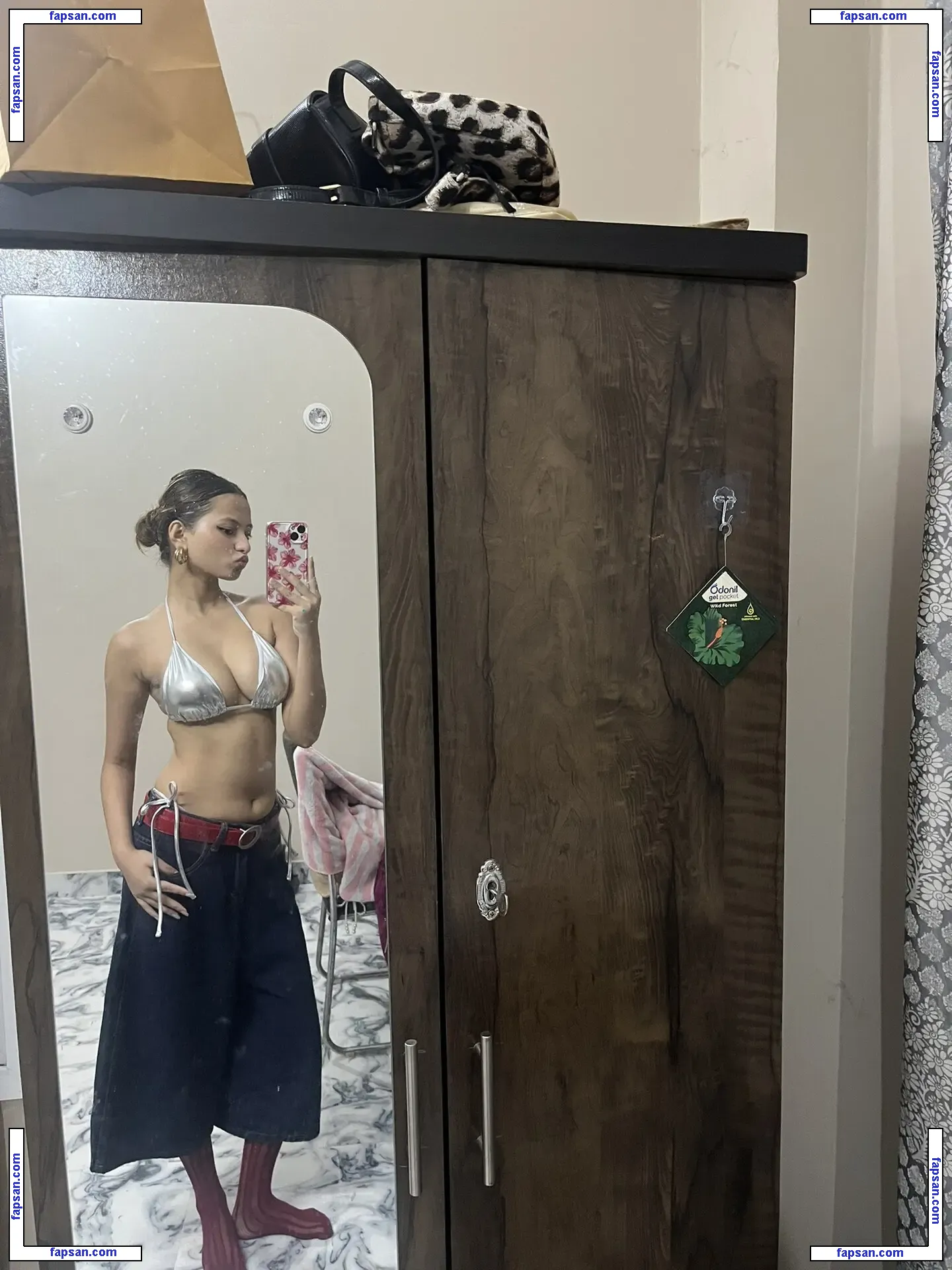 Norris Priyanka голая фото #0003 с Онлифанс