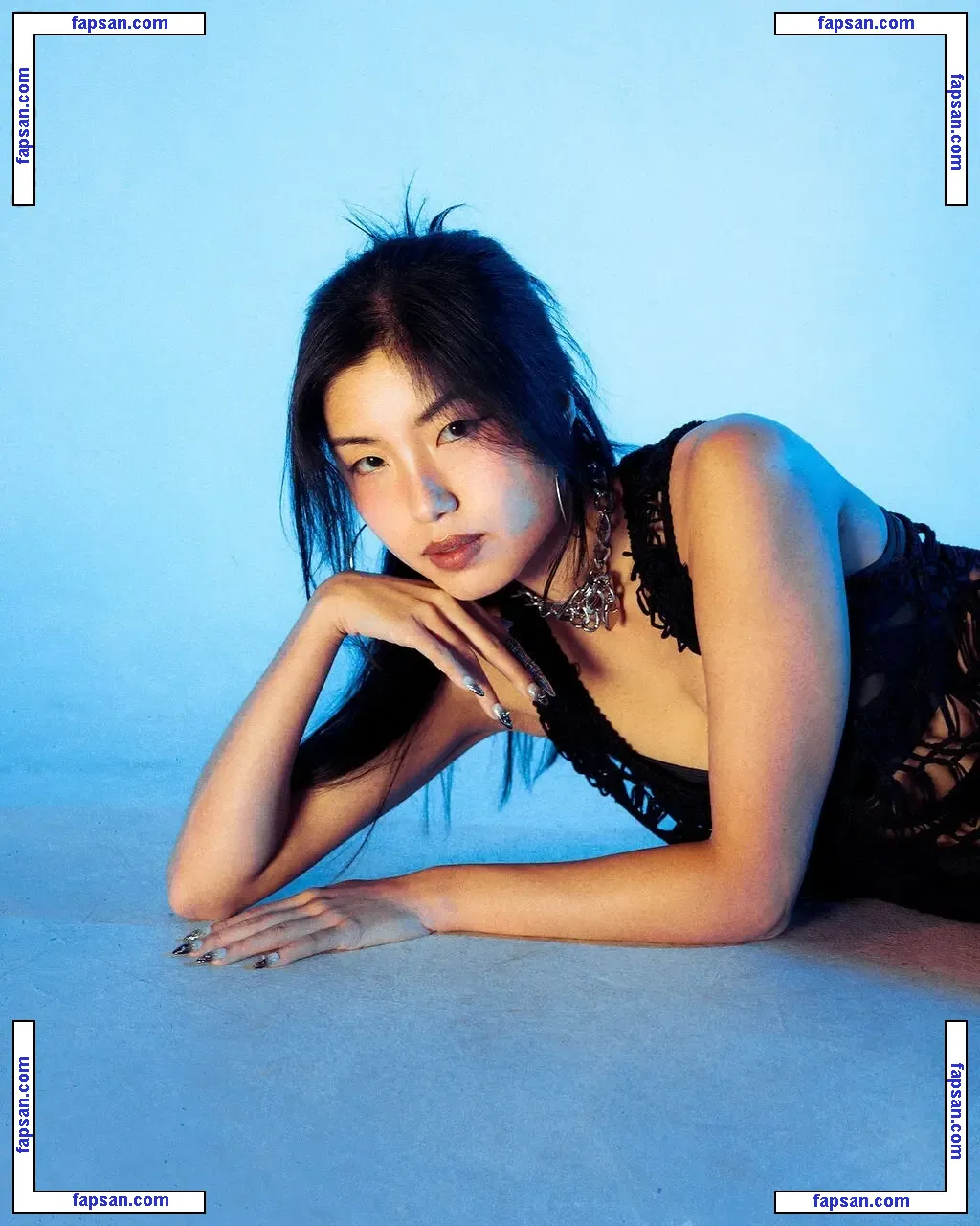 Notevenemily голая фото #0018 с Онлифанс