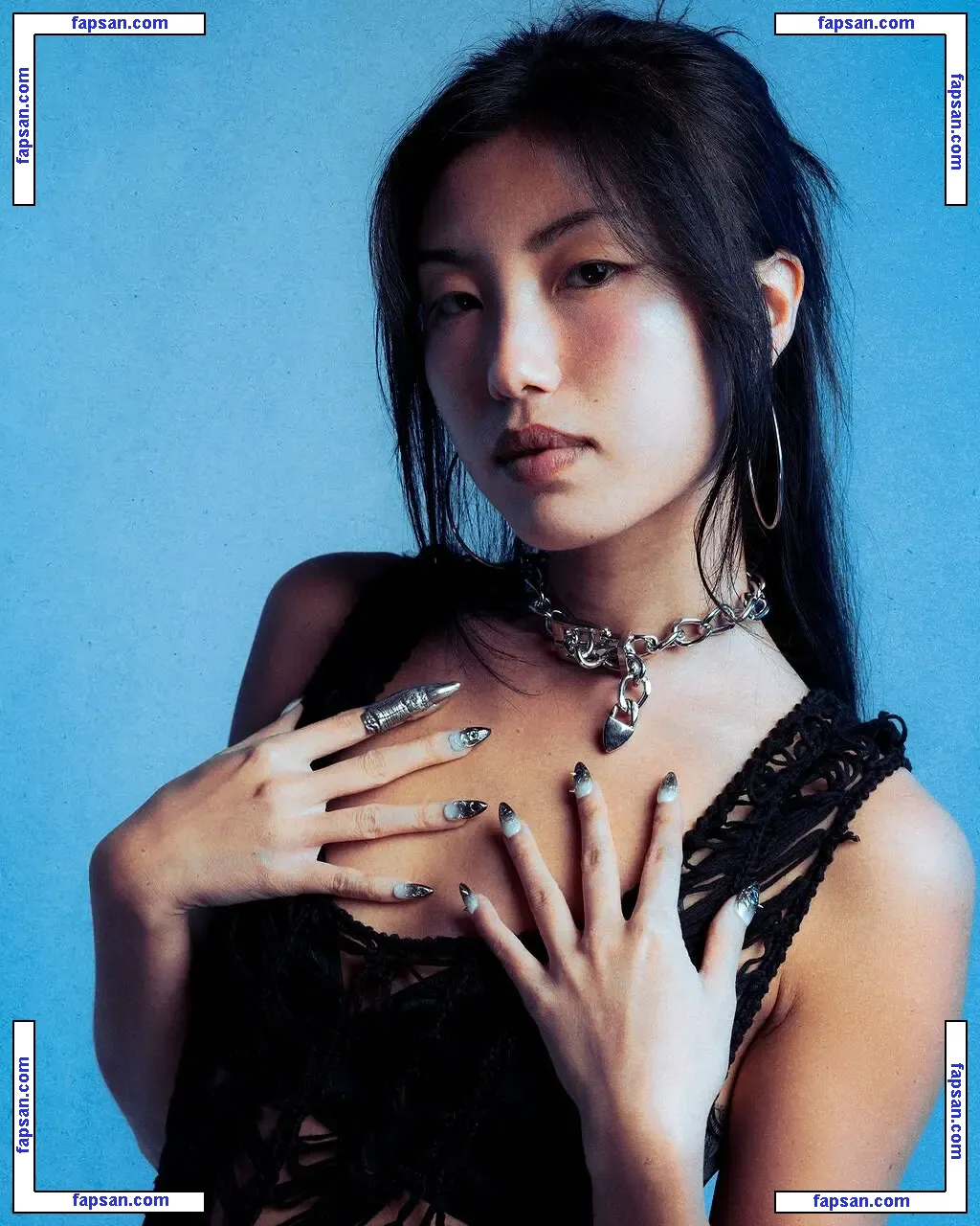 Notevenemily голая фото #0021 с Онлифанс