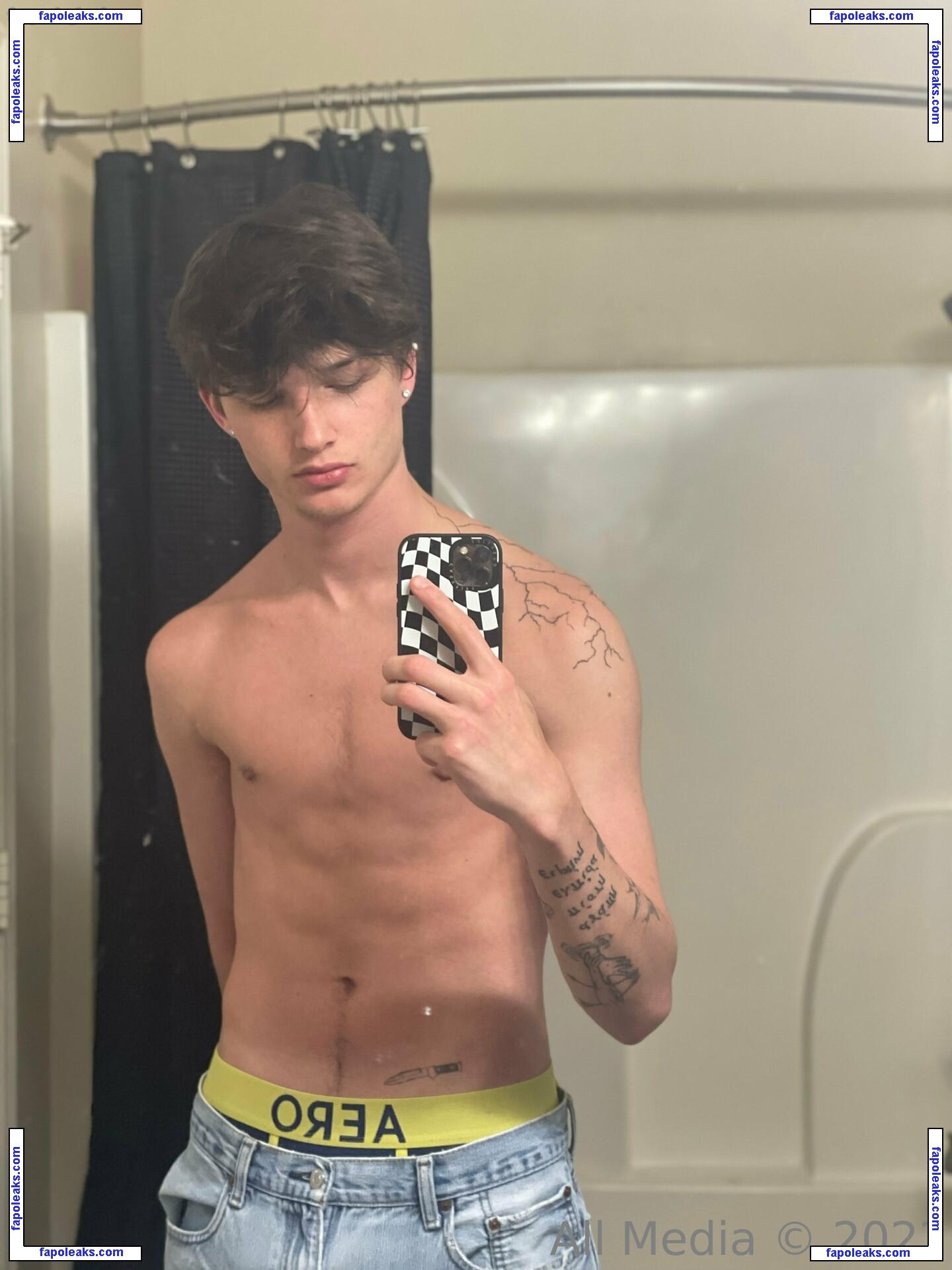 notgavinn / notgavin nude photo #0011 from OnlyFans