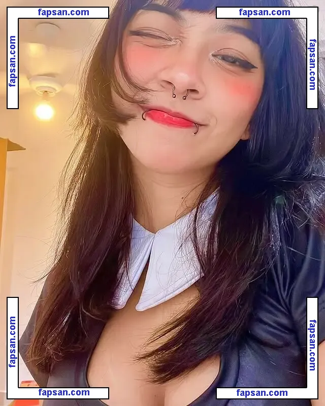 notLisanna голая фото #0008 с Онлифанс