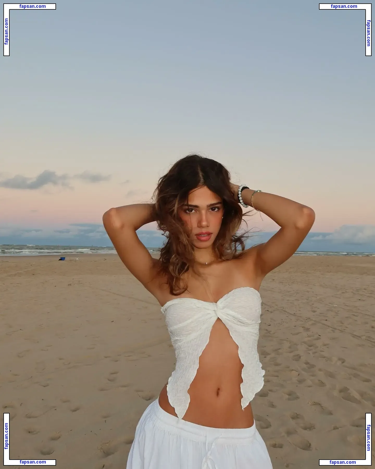 nottrebeca_ nude photo #0020 from OnlyFans