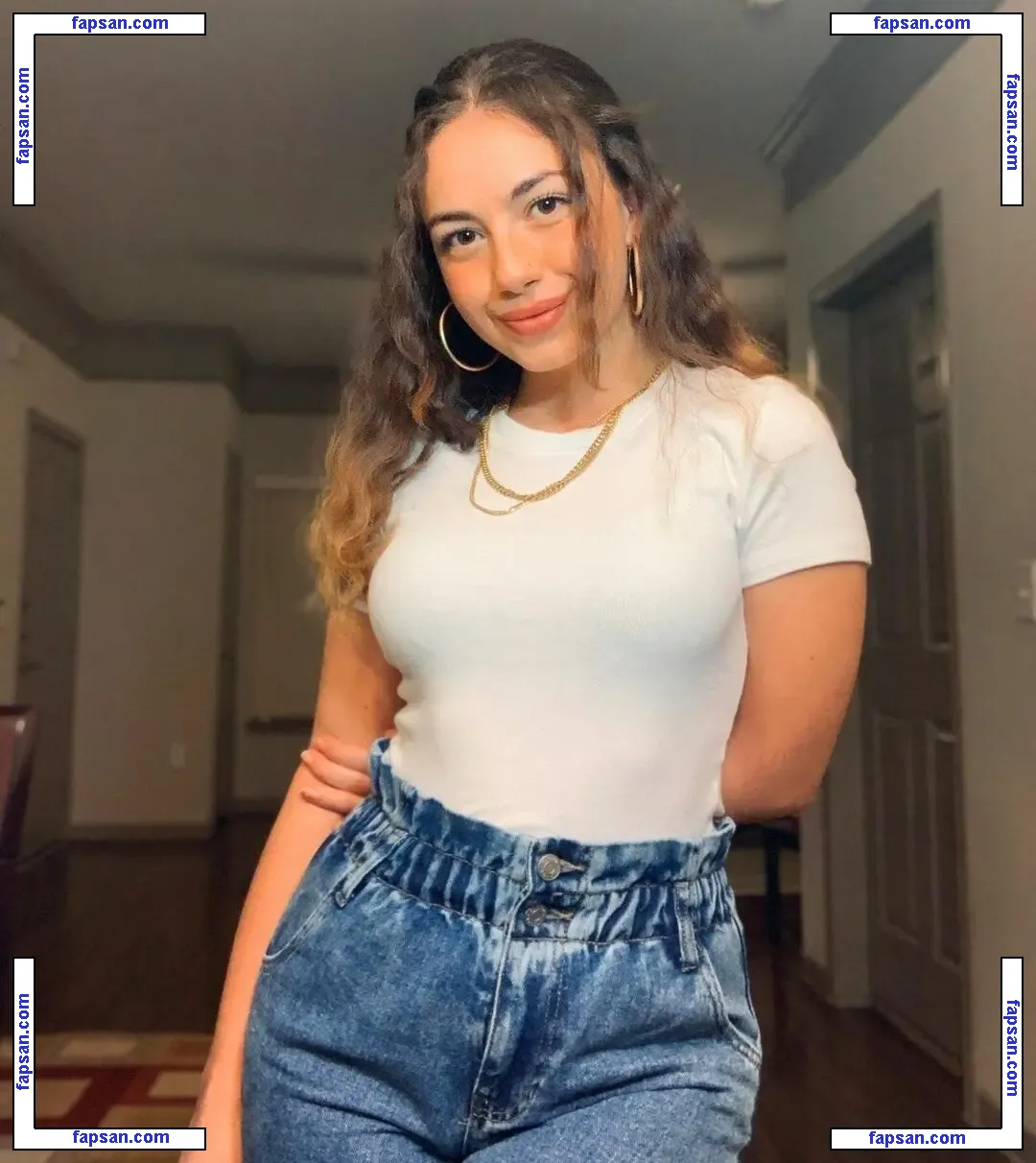 Nour Turki голая фото #0001 с Онлифанс